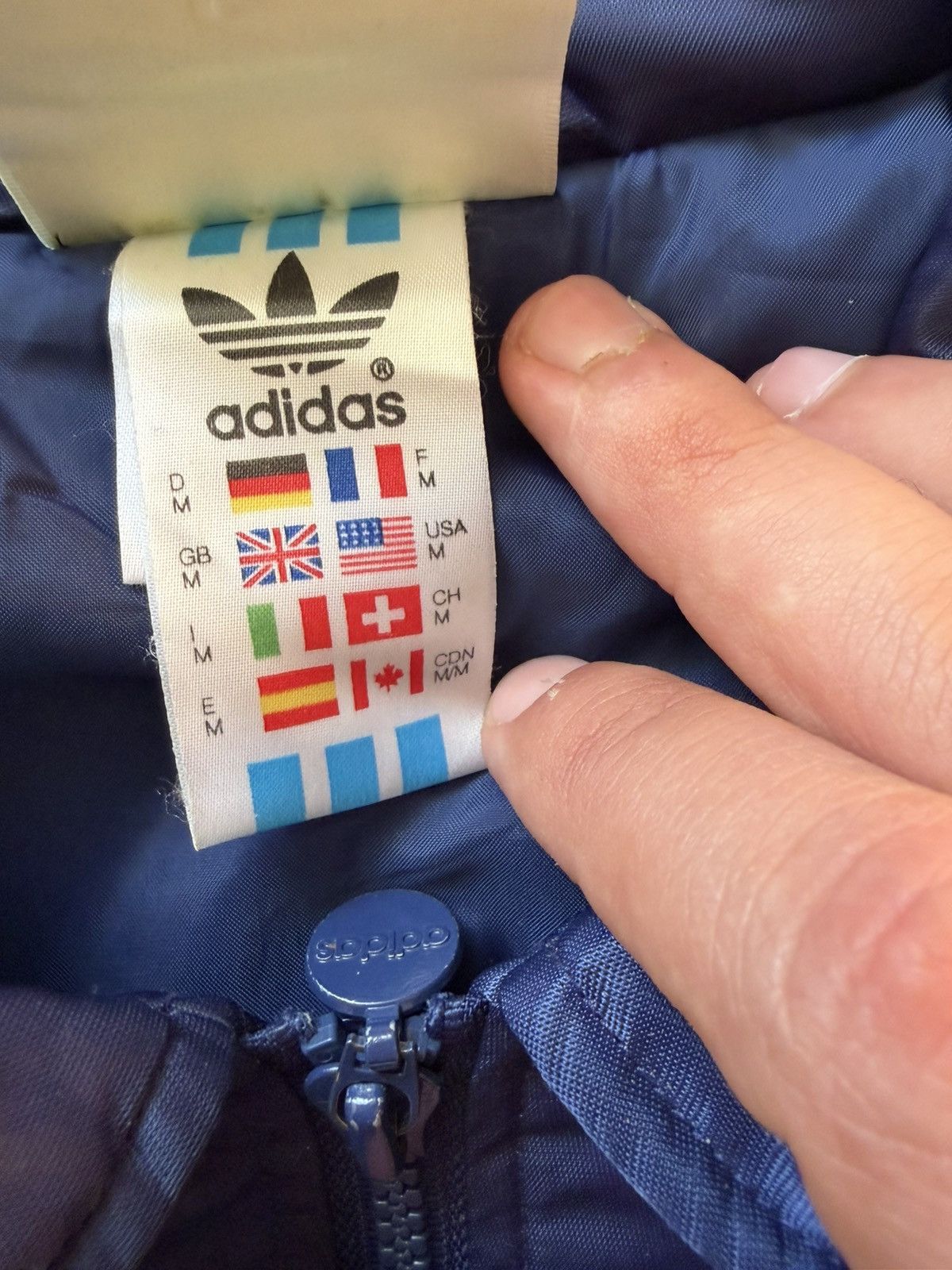 Adidas Adidas vintage retro bomber jacket 90’s big logo zip Size US L / EU 52-54 / 3 - 5 Thumbnail