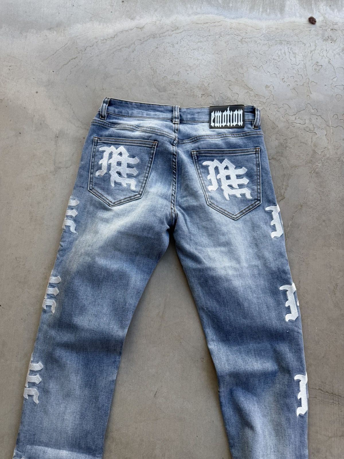 Other Mixed Emotions Monogram Jean – Blue Size 30 New With Tags Size US 30 / EU 46 - 4 Thumbnail
