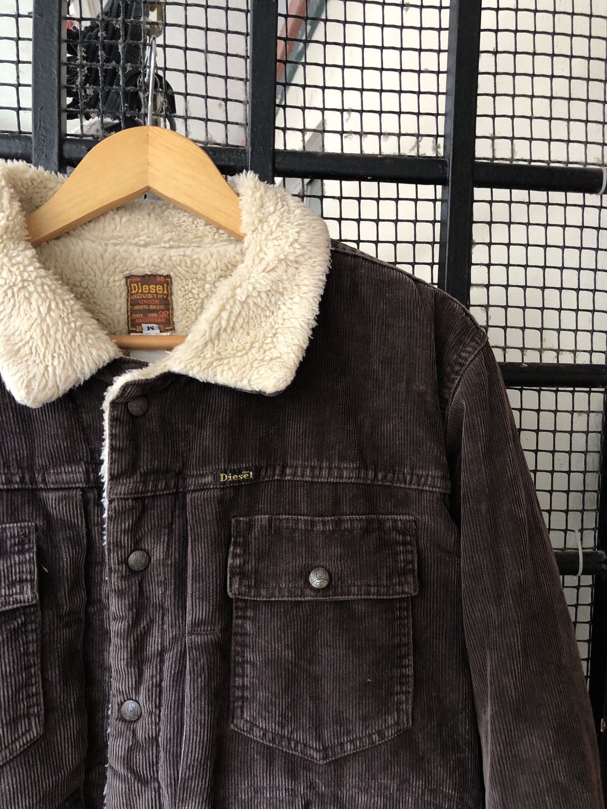 Diesel × Vintage VINTAGE DIESEL CORDUROY SHERPA JACKET Size US M / EU 48-50 / 2 - 3 Thumbnail