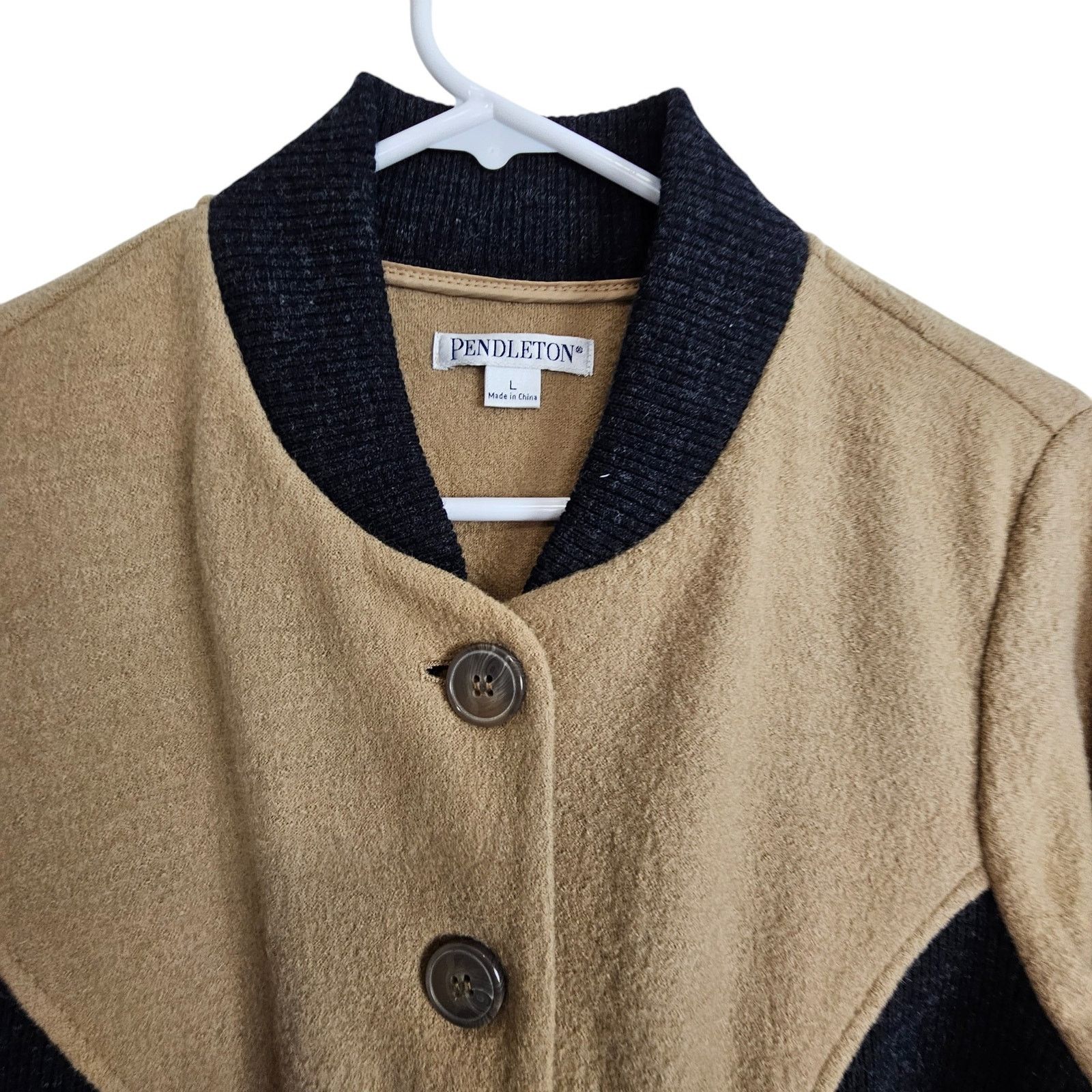 Pendleton Vintage Pendleton Womens Wool Button Front Jacket L Country Size L / US 10 / IT 46 - 2 Thumbnail