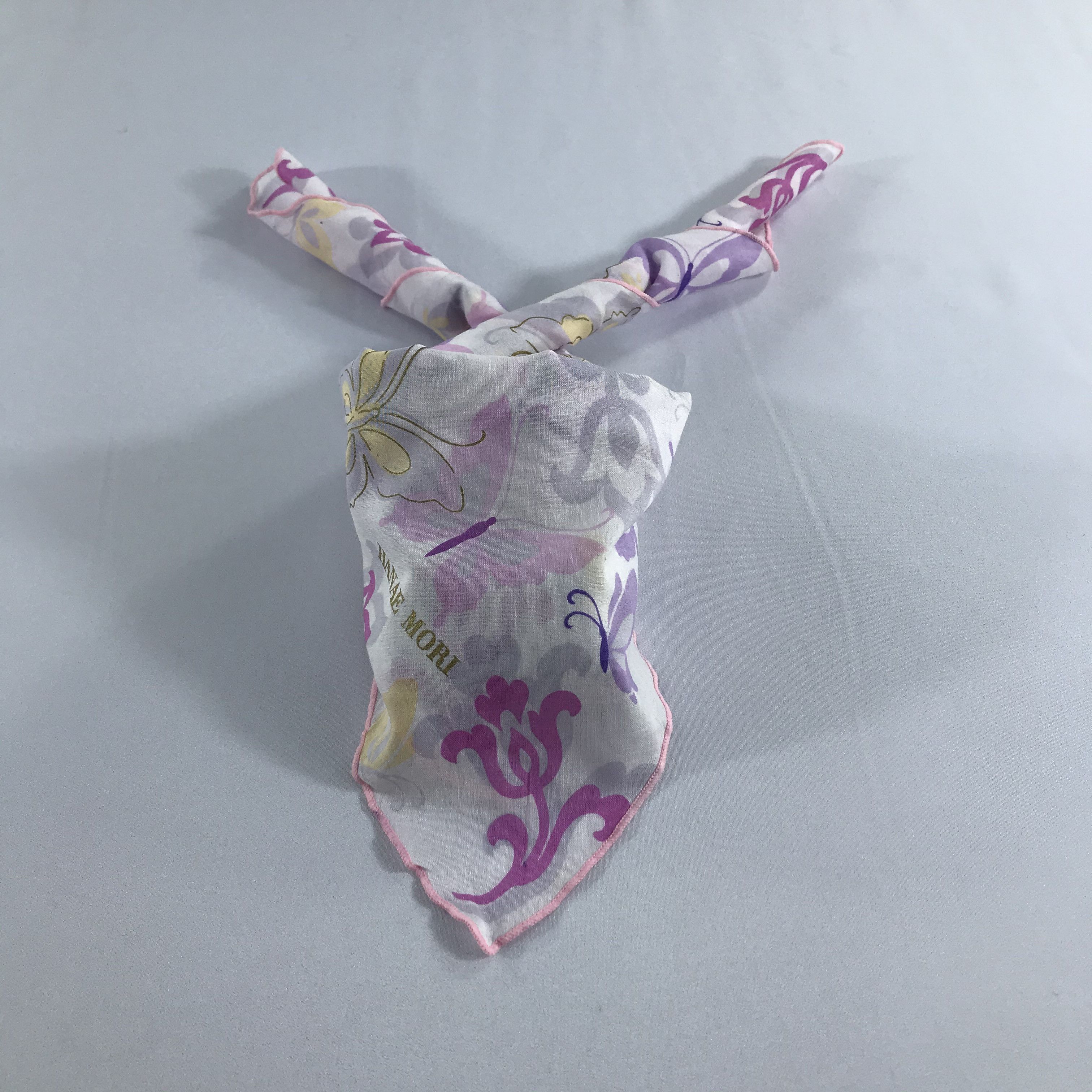 Hanae Mori Hanae Mori Handkerchief Neckerchief Bandana H1109 Size ONE SIZE - 1 Thumbnail