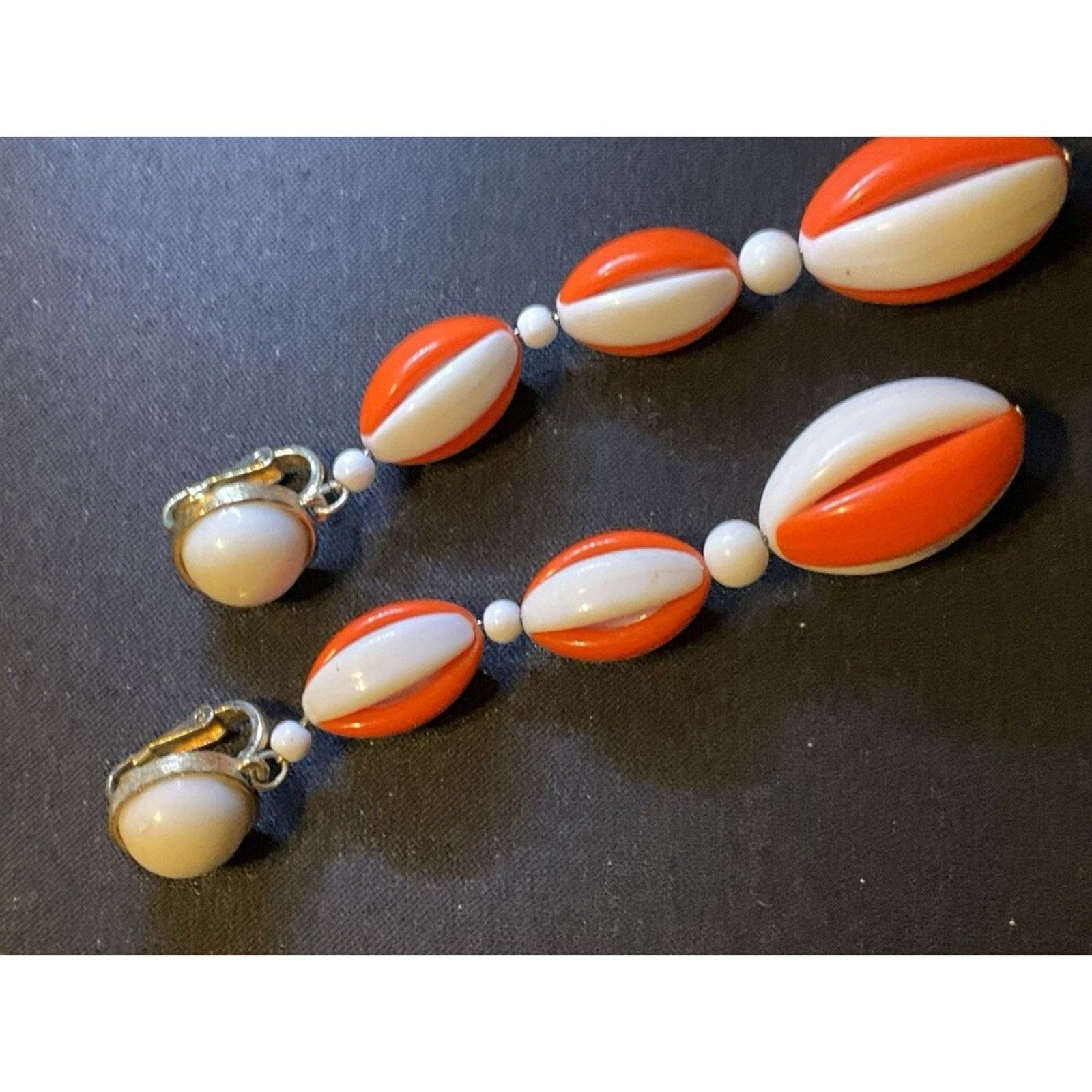 Other Rare Trifari Lucite Orange White Dangle Clip On Earrings Size ONE SIZE - 2 Thumbnail