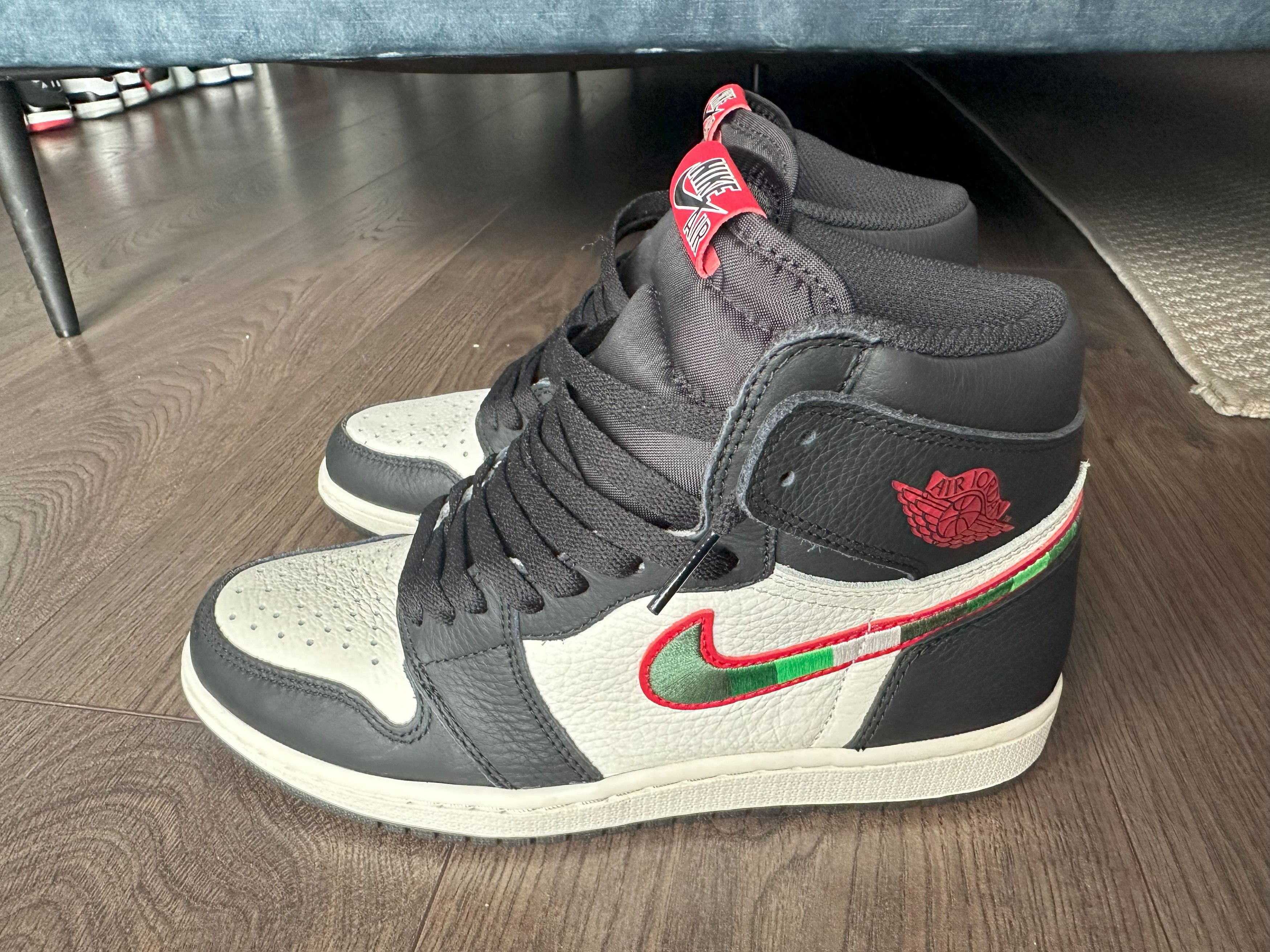 image of Nike Air Jordan 1 Retro High Sports Illustrated Shoes, Men's (Size 8)