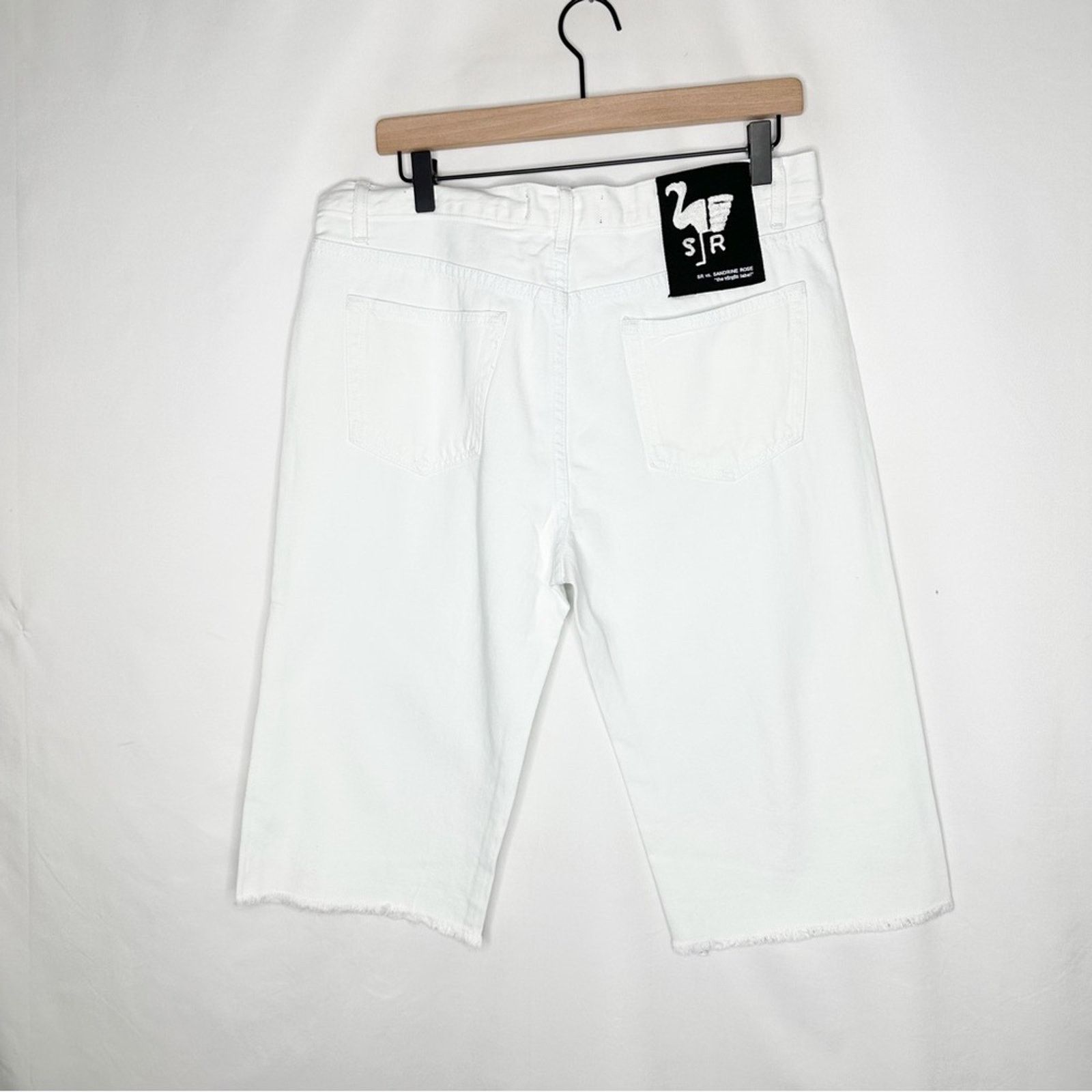 Sandrine Rose SANDRINE ROSE Bermuda Shorts Dust NWT in Size 30 Size 30" / US 8 / IT 44 - 6 Thumbnail