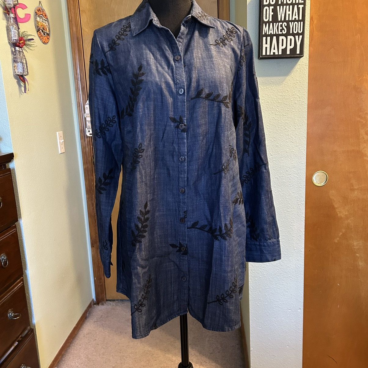 Soft Surroundings Soft Surroundings blue chambray papyrus embroidered S Size S / US 4 / IT 40 - 1 Thumbnail