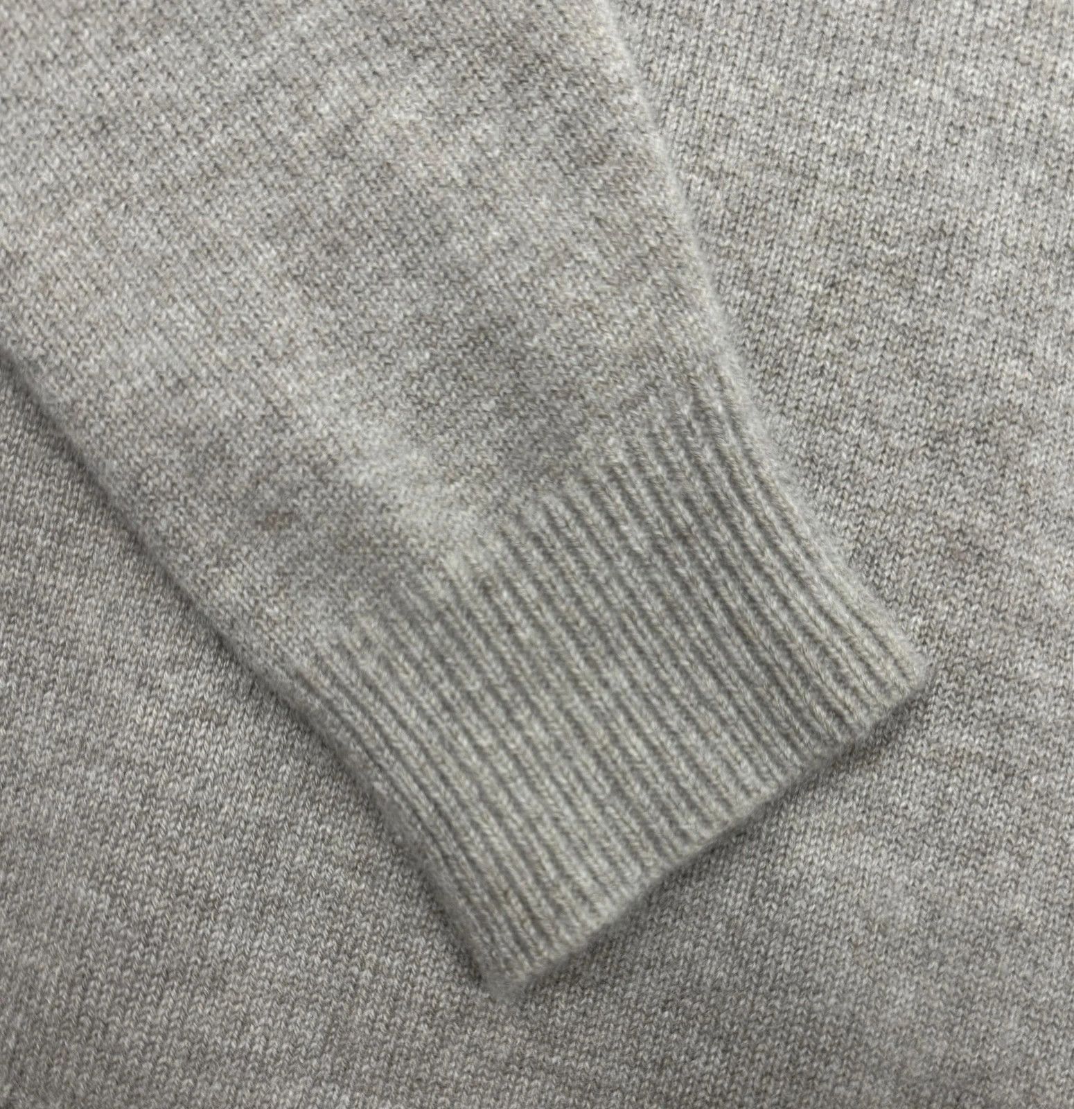 Reserved Reserved 100% Cashmere Sweater Mock Neck size L Size L / US 10 / IT 46 - 9 Thumbnail