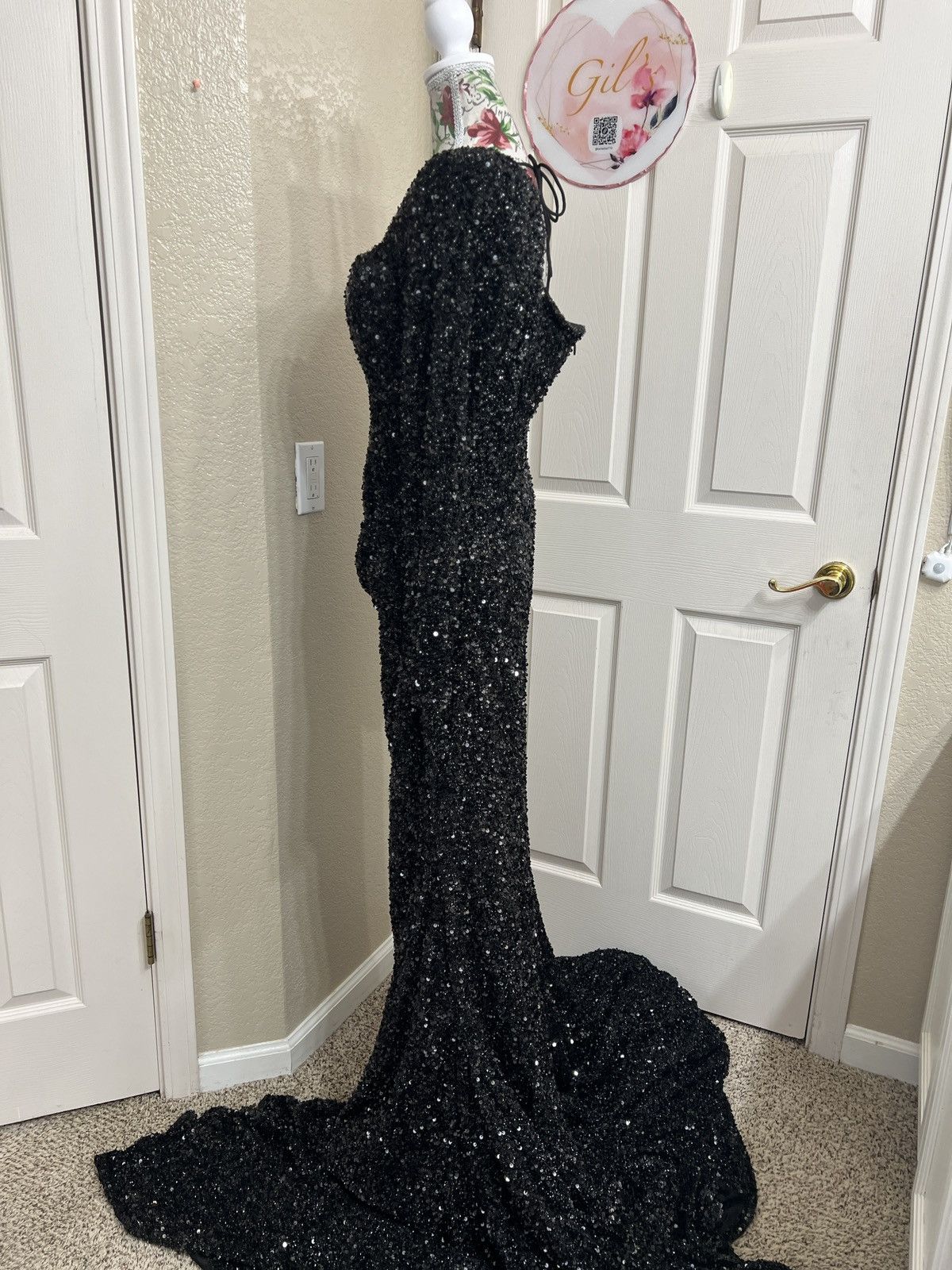 Fashion Nova Fashion Nova black sequin Gown size XL Size XL / US 12-14 / IT 48-50 - 5 Thumbnail