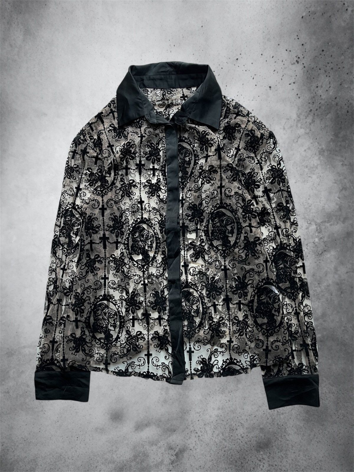 Yasuyuki Ishii 2000s Gracechow mesh top velvet vkei cross skull shirt Size US S / EU 44-46 / 1 - 1 Thumbnail