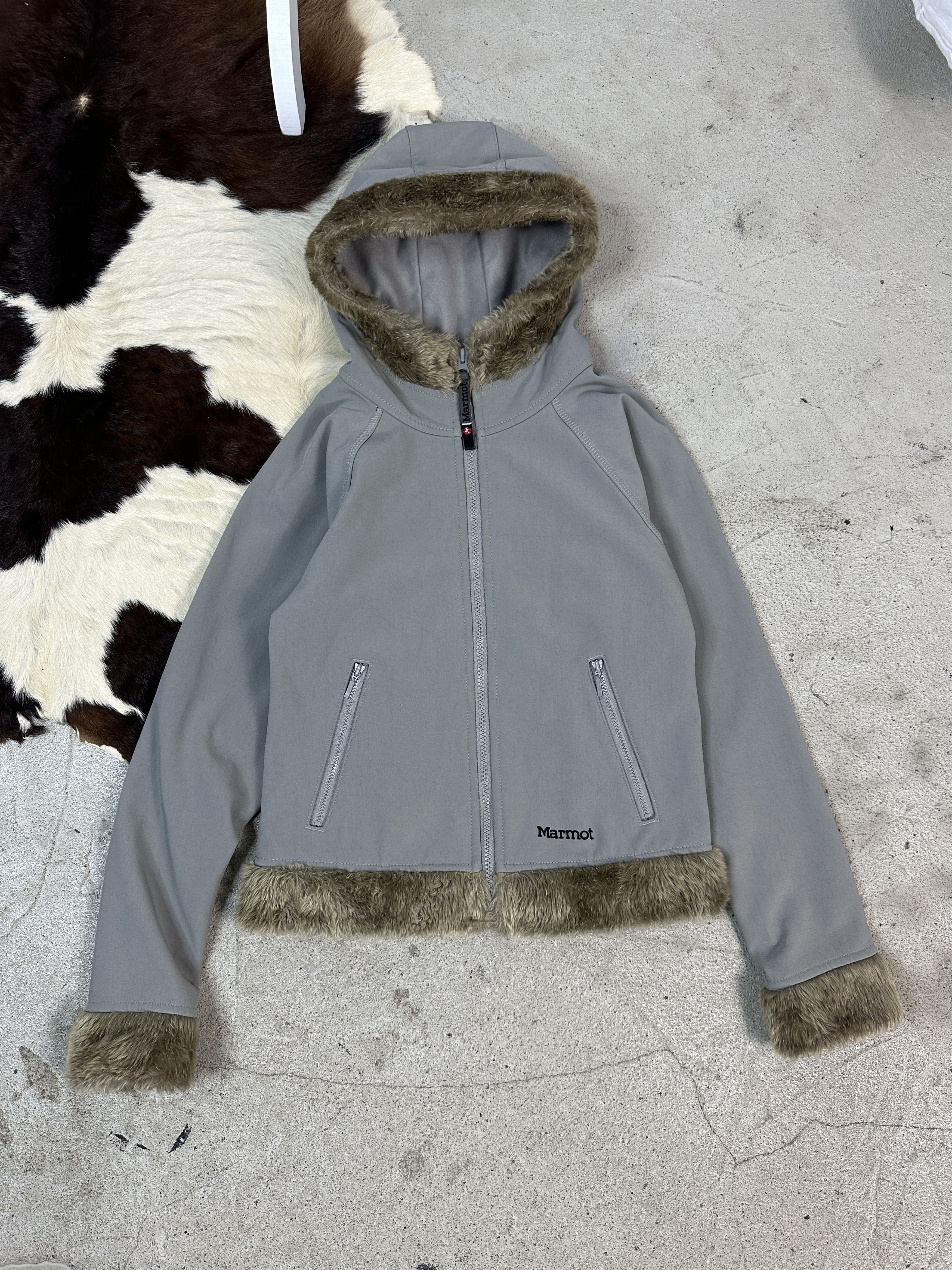 Marmot × Vintage Vintage Streetwear Faux Fur Y2K Casual Marmot Jacket Size XS / US 0-2 / IT 36-38 - 1 Thumbnail