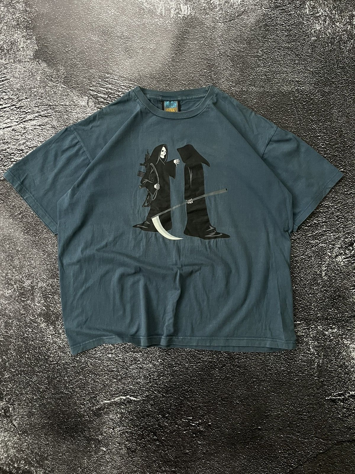 Vintage Frozen Munky The Grim Reaper’s Vintage t-shirt Size US XL / EU 56 / 4 - 3 Thumbnail