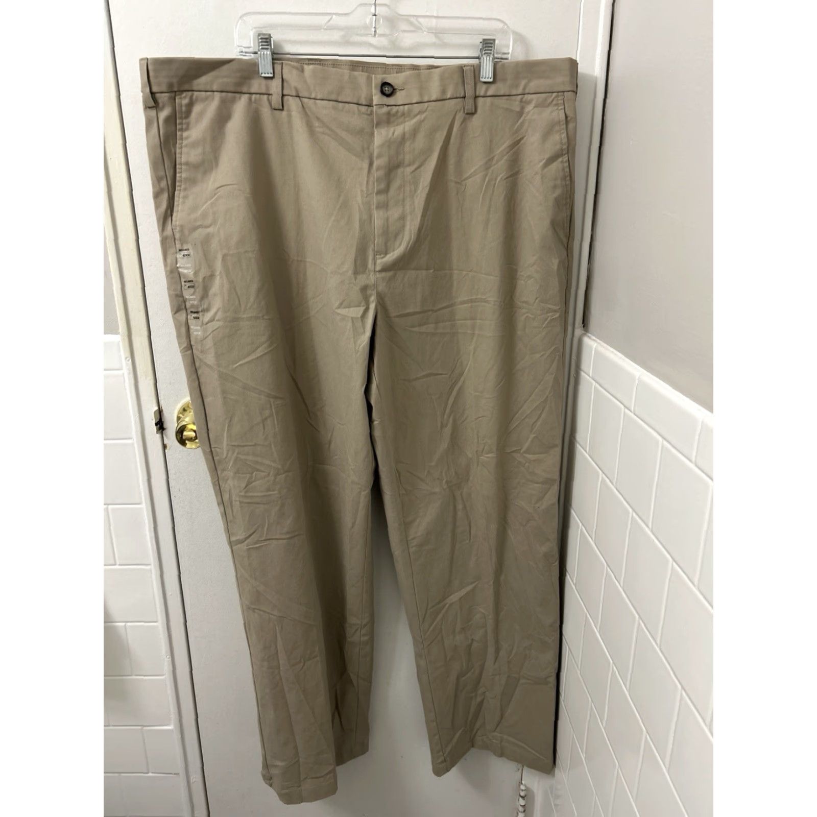 Croft & Barrow VINTAGE Croft & Barrow Pants Mens 42x32 Brown Khaki Relaxed Fit Flat Front YKK Trousers Size US 42 / EU 58 - 2 Thumbnail