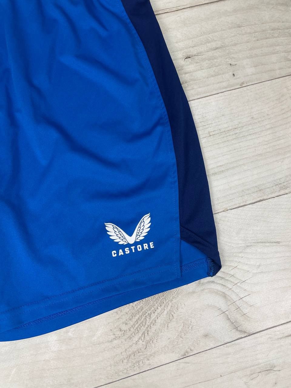 Castore Glasgow Rangers 2022 2023 Training Shirt And Shorts Jersey Size US M / EU 48-50 / 2 - 15 Thumbnail
