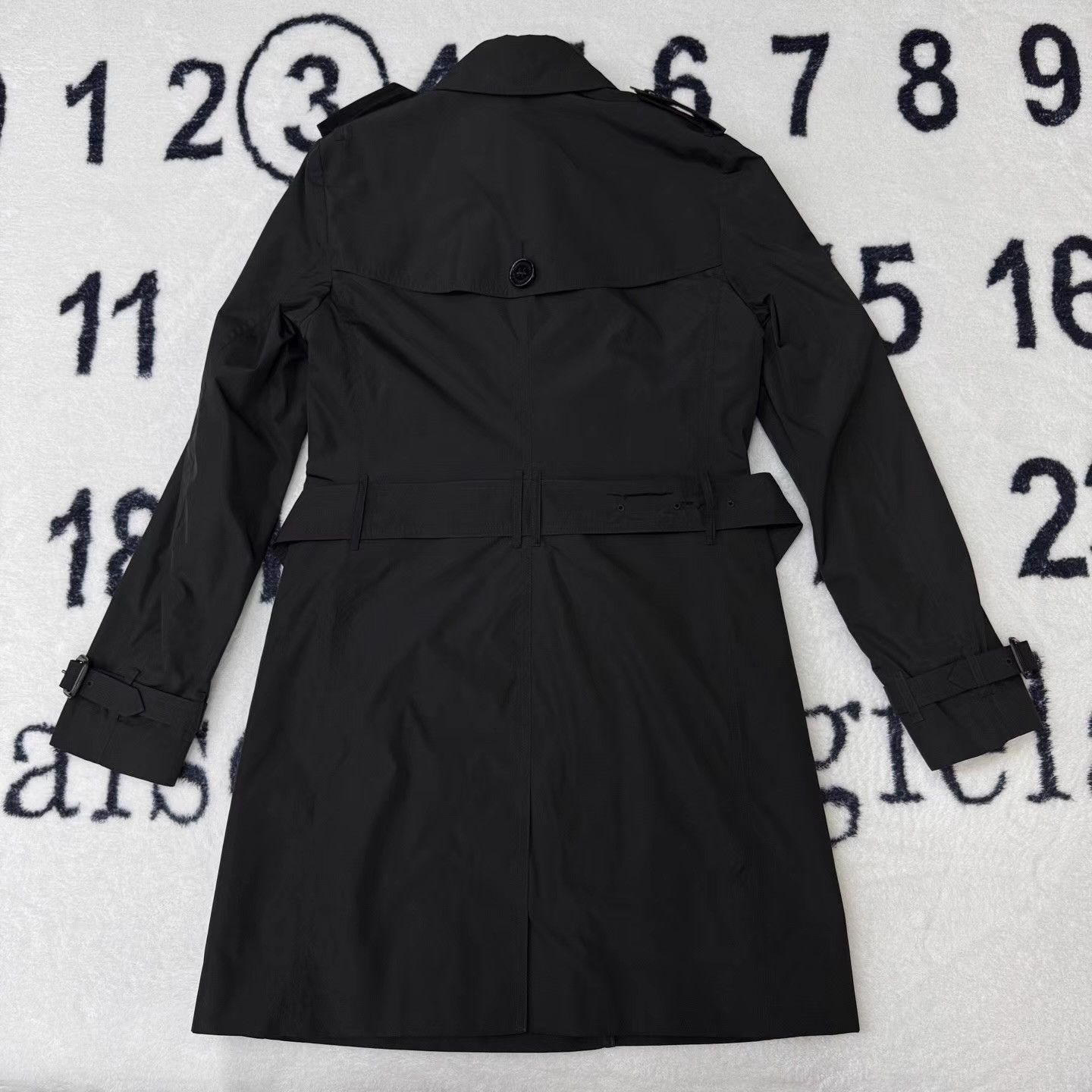 Burberry Burberry Kensington Black Trench Coat Q10 Size US L / EU 52-54 / 3 - 3 Thumbnail