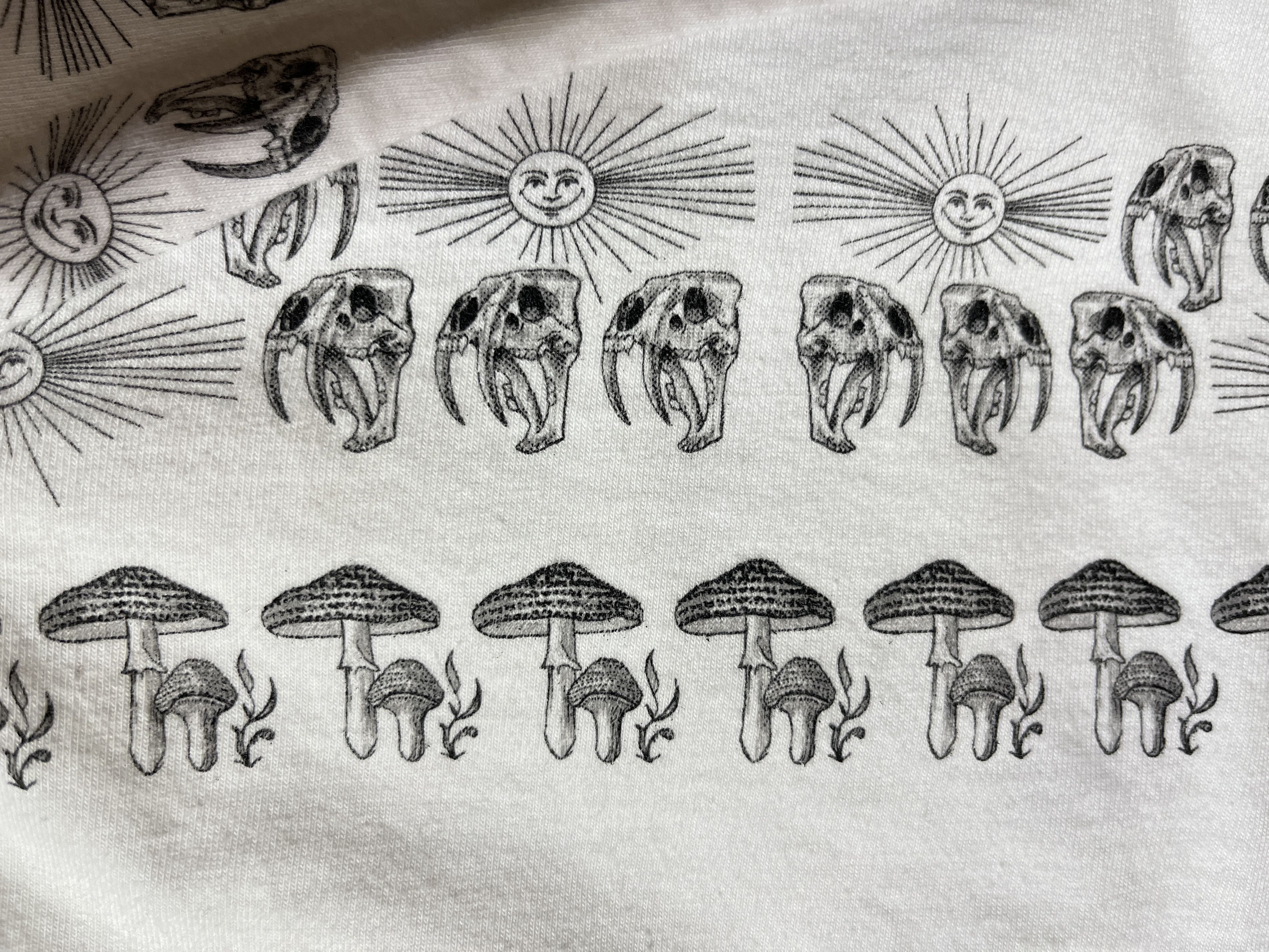 Neighborhood Neighborhood Snake Skull and Mushroom Tee Shirt Size US S / EU 44-46 / 1 - 5 Thumbnail