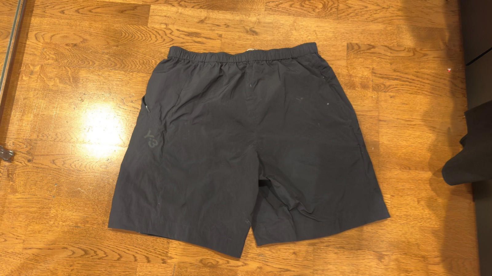 Adidas NWT Adidas Y-3 Black Classic Light Running Shorts, size L Size 36" / US 14 / IT 50 - 4 Thumbnail