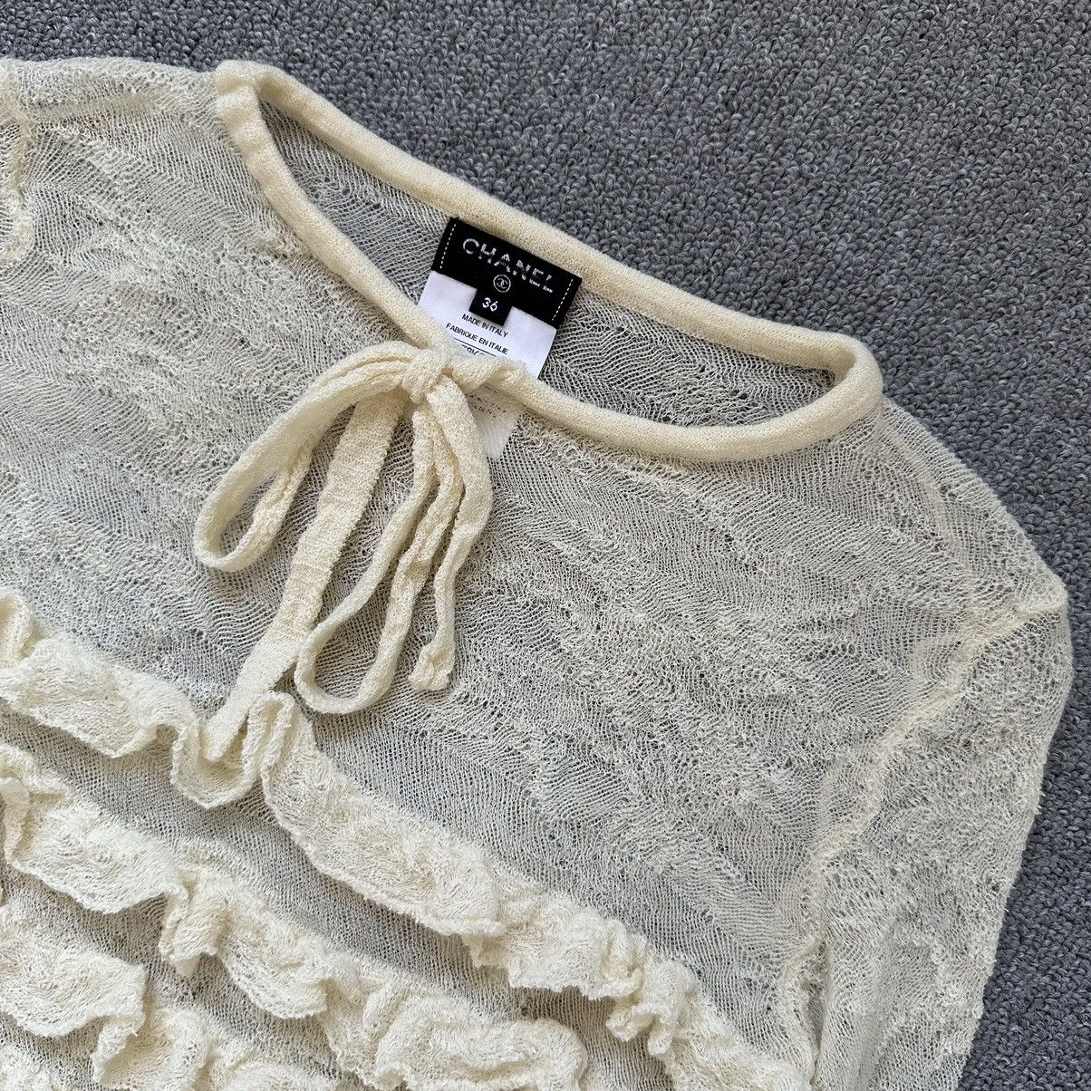 Chanel Chanel - AW2001 Ruffles Knit top Size XS / US 0-2 / IT 36-38 - 2 Thumbnail