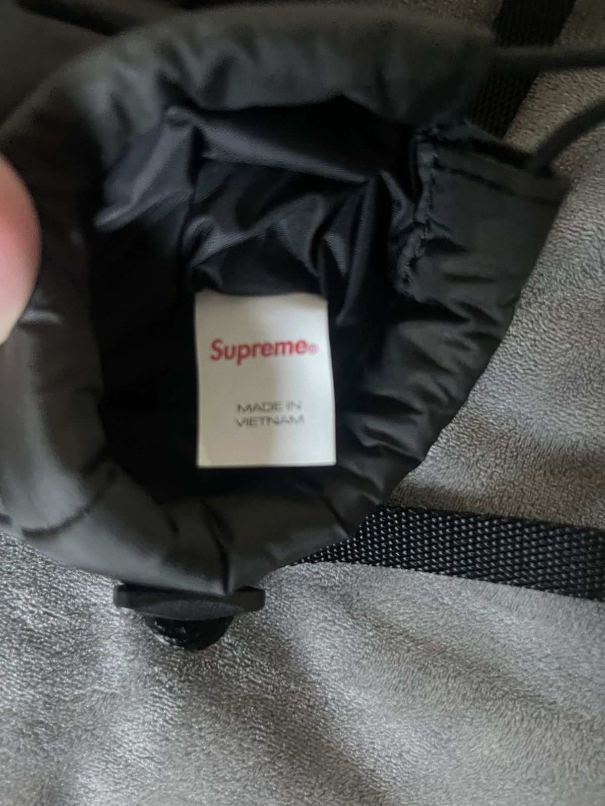 Supreme Supreme Puffer Neck Pouch Fw22 Size ONE SIZE - 4 Thumbnail