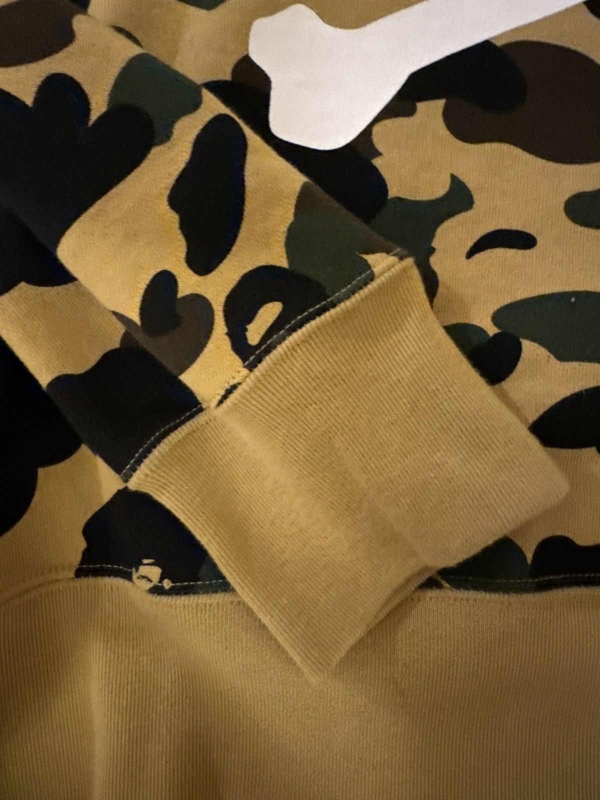 Bape × Mastermind Japan BAPE x MASTERMIND SHARK CREWNECK Size US M / EU 48-50 / 2 - 4 Thumbnail