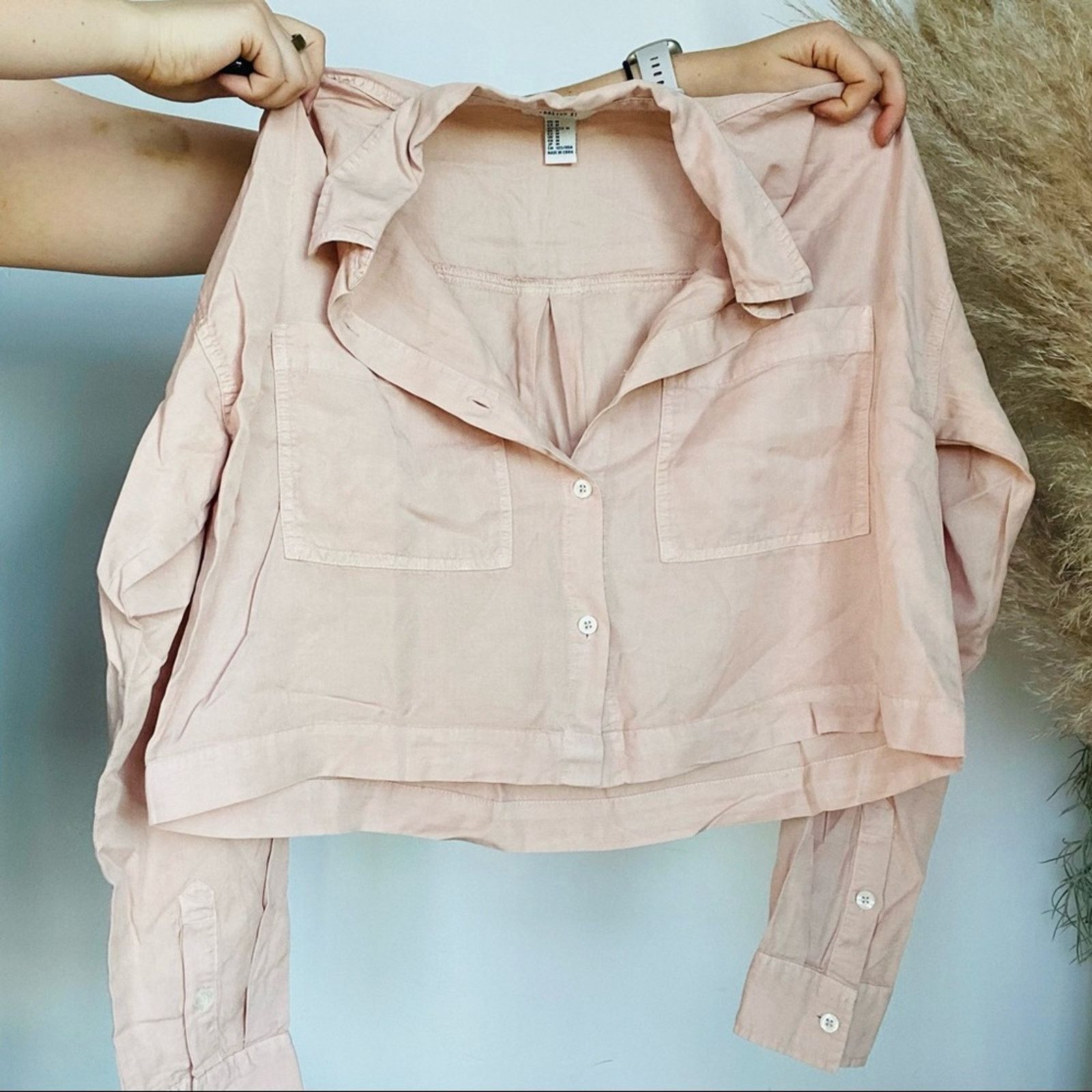 Forever 21 FOREVER Blush Pink Button Long Sleeve Crop Top Blouse Shirt Size M / US 6-8 / IT 42-44 - 4 Thumbnail