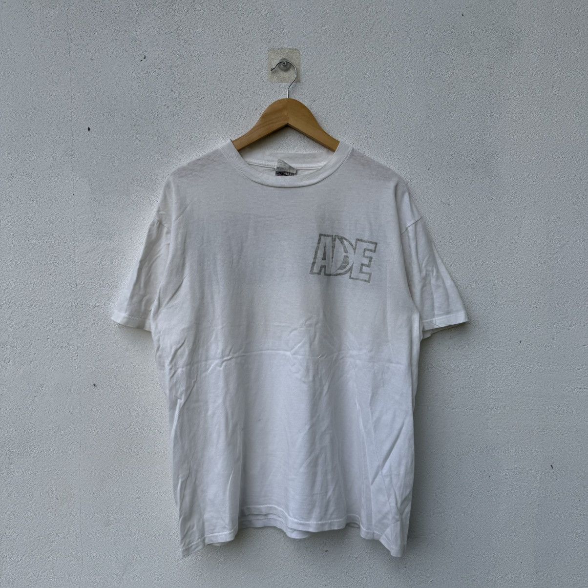 Bape Vintage Bape A Bathing Ape Oneita Tag Tee Shirt Size US L / EU 52-54 / 3 - 2 Thumbnail