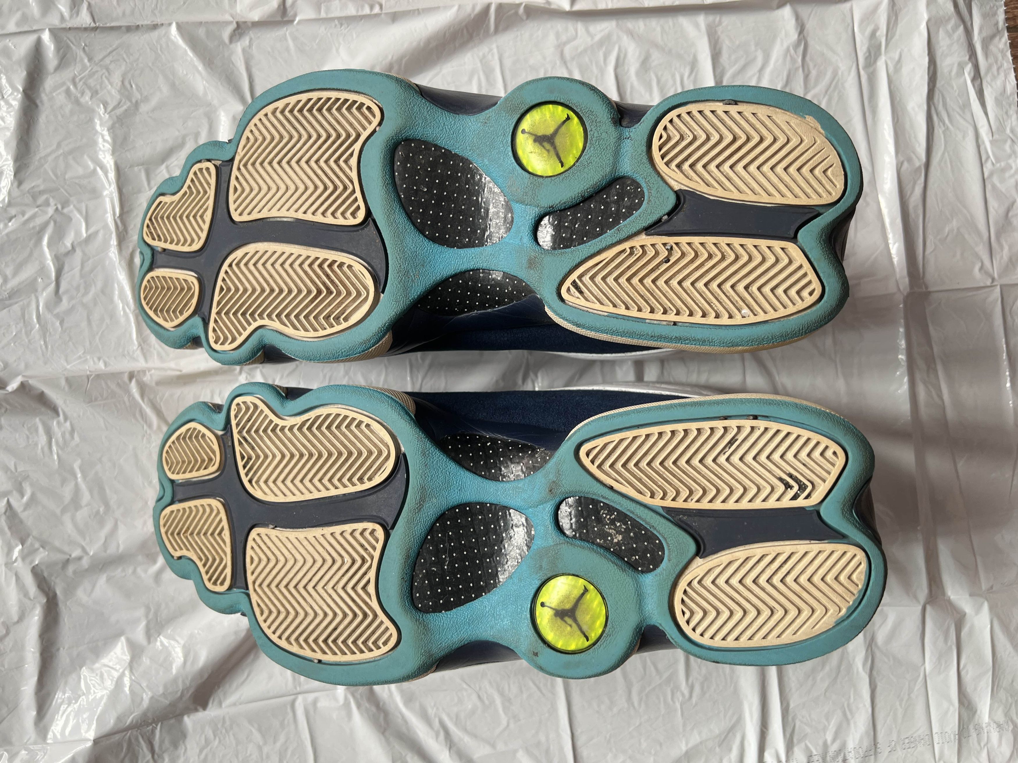 Jordan Brand Air Jordan 13 Low 'Hornets' Size US 10 / EU 43 - 6 Thumbnail