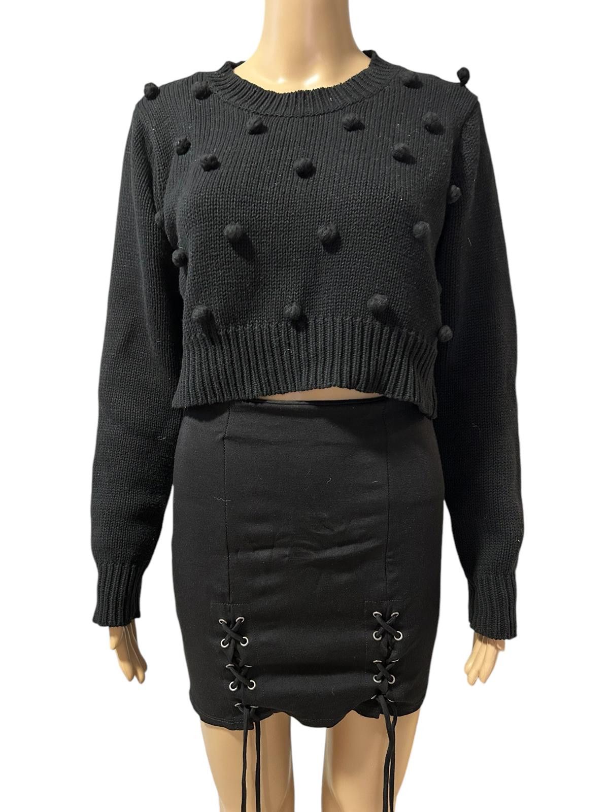 Designer Chic Black Cropped Sweater with Pom-Pom Details Size XS / US 0-2 / IT 36-38 - 1 Thumbnail