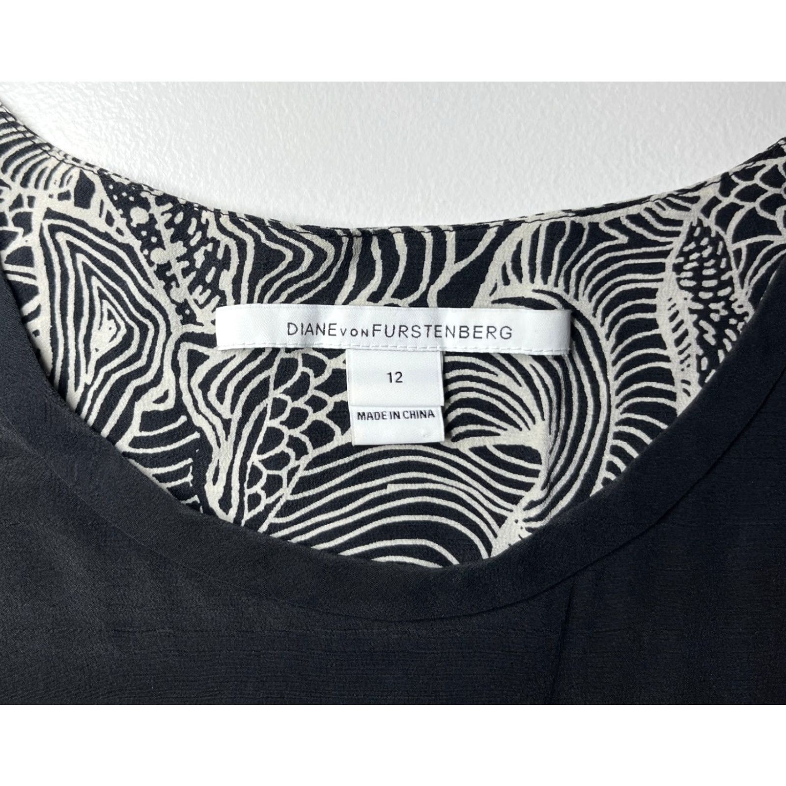 Diane von Furstenberg DVF Diane von Furstenberg Louisa Long Sleeve Silk Top Sz 12 Women’s Blouse Size XL / US 12-14 / IT 48-50 - 7 Thumbnail