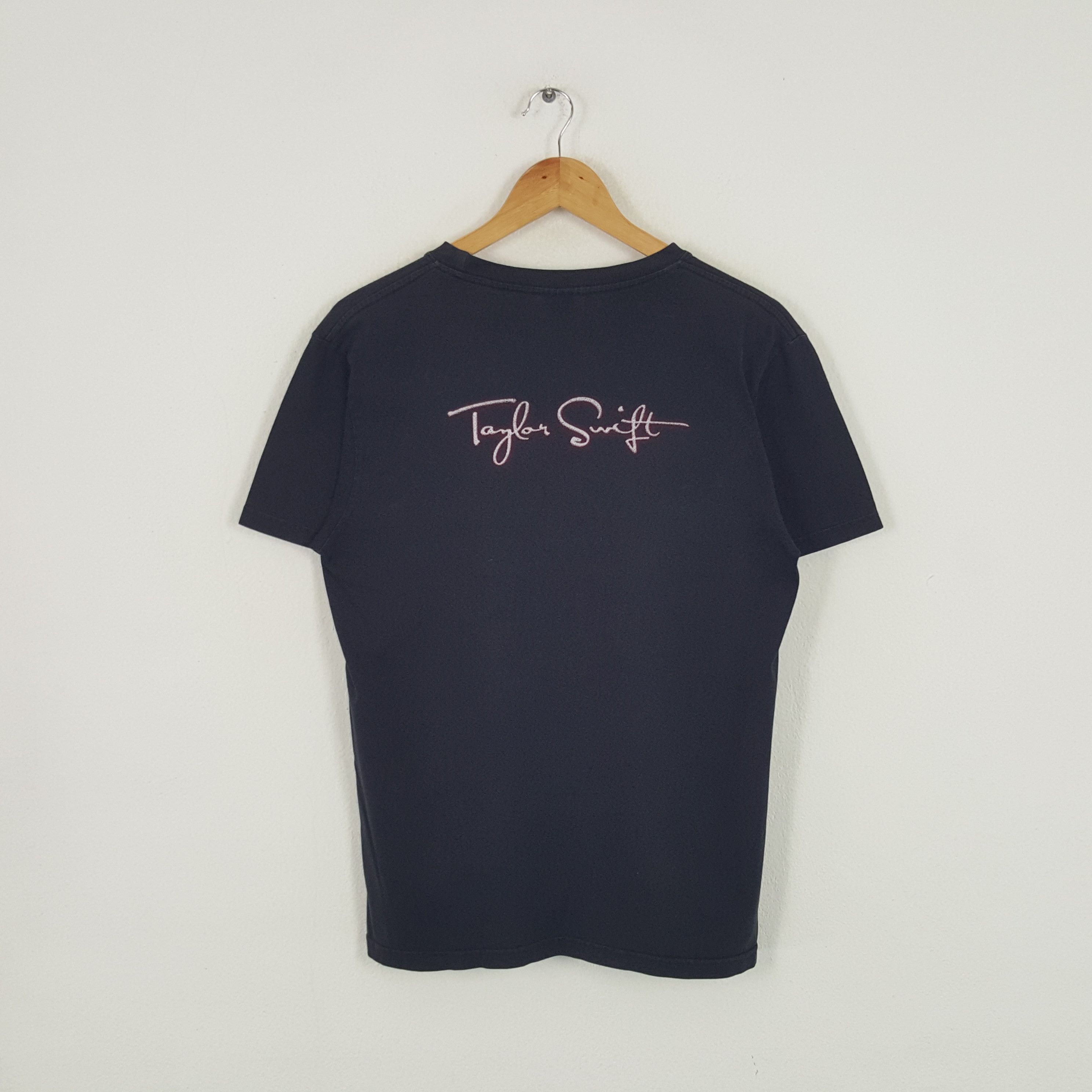 Vintage Vintage Taylor Swift American Singer Distressed Tshirt Size US M / EU 48-50 / 2 - 3 Thumbnail