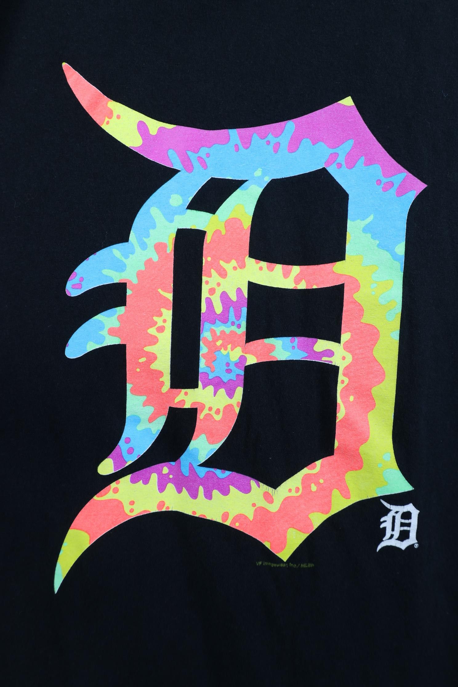 Vintage Vintage Y2K Old English D Rainbow Tie Dye Tigers T-Shirt Size US XL / EU 56 / 4 - 4 Thumbnail