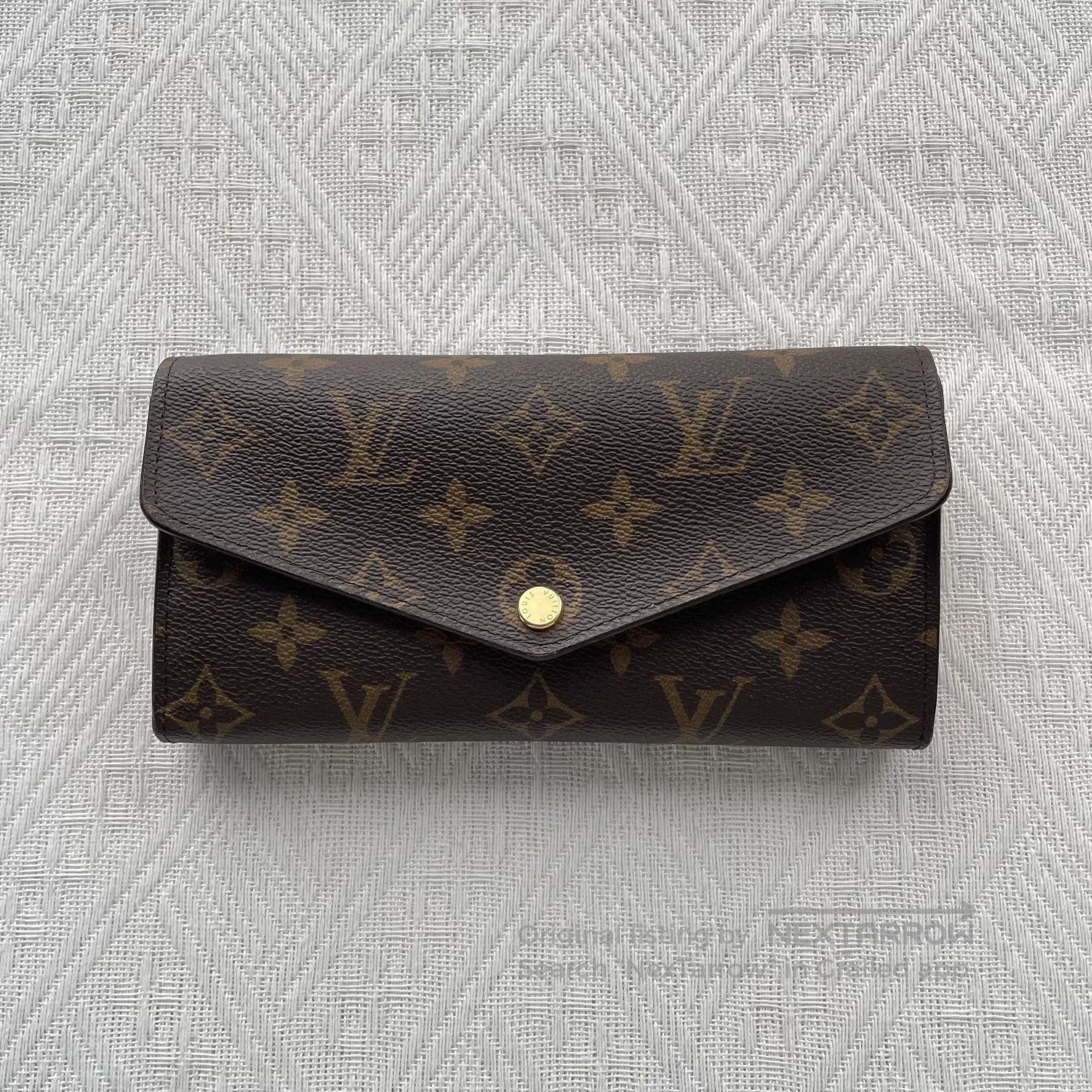 Louis Vuitton Louis Vuitton Sarah Long Wallet. Size ONE SIZE - 1 Thumbnail