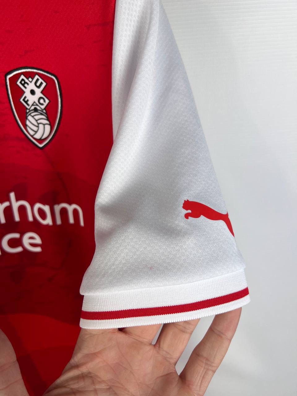 Puma Rotherham United Puma jersey size M Size US M / EU 48-50 / 2 - 3 Thumbnail
