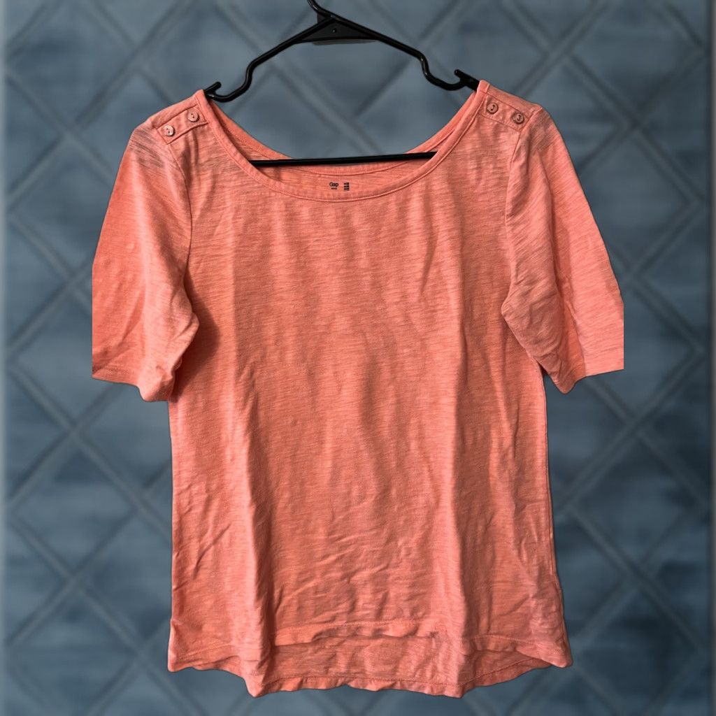 Gap VINTAGE Gap Soft Tee Scoop Boat Neck Orange Solid T-Shirt Cotton Medium Women Size M / US 6-8 / IT 42-44 - 1 Thumbnail