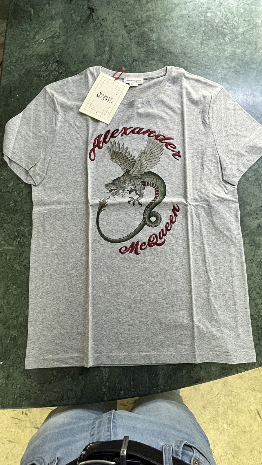 Alexander McQueen Alexander McQueen embroidered logo with dragon print tshirt Size US M / EU 48-50 / 2 - 7 Thumbnail