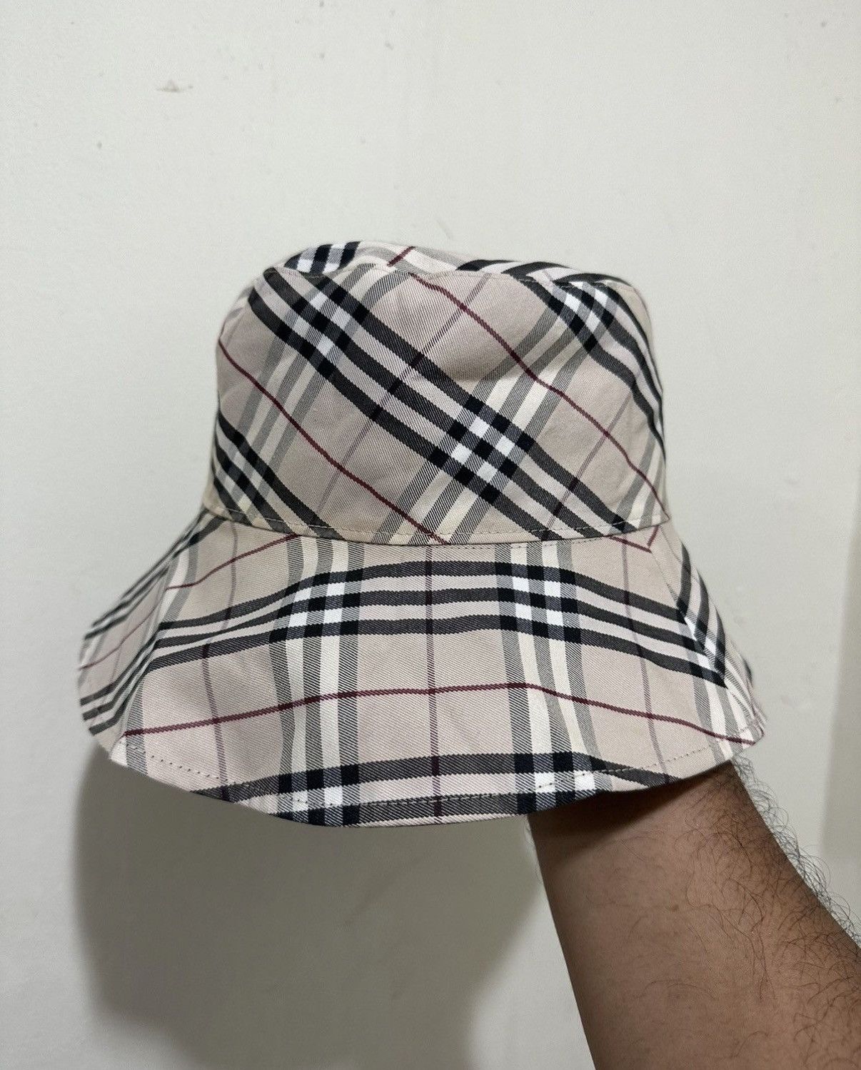 Japanese Brand Nova Checked Burberry Hat Size ONE SIZE - 1 Thumbnail
