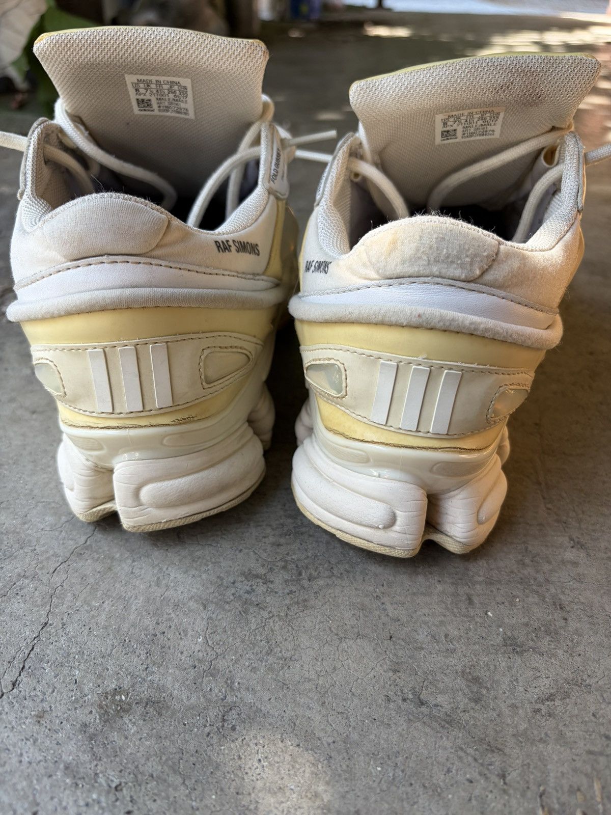 Raf Simons raf simons ozweegos bunny white Size US 8 / EU 41 - 2 Thumbnail