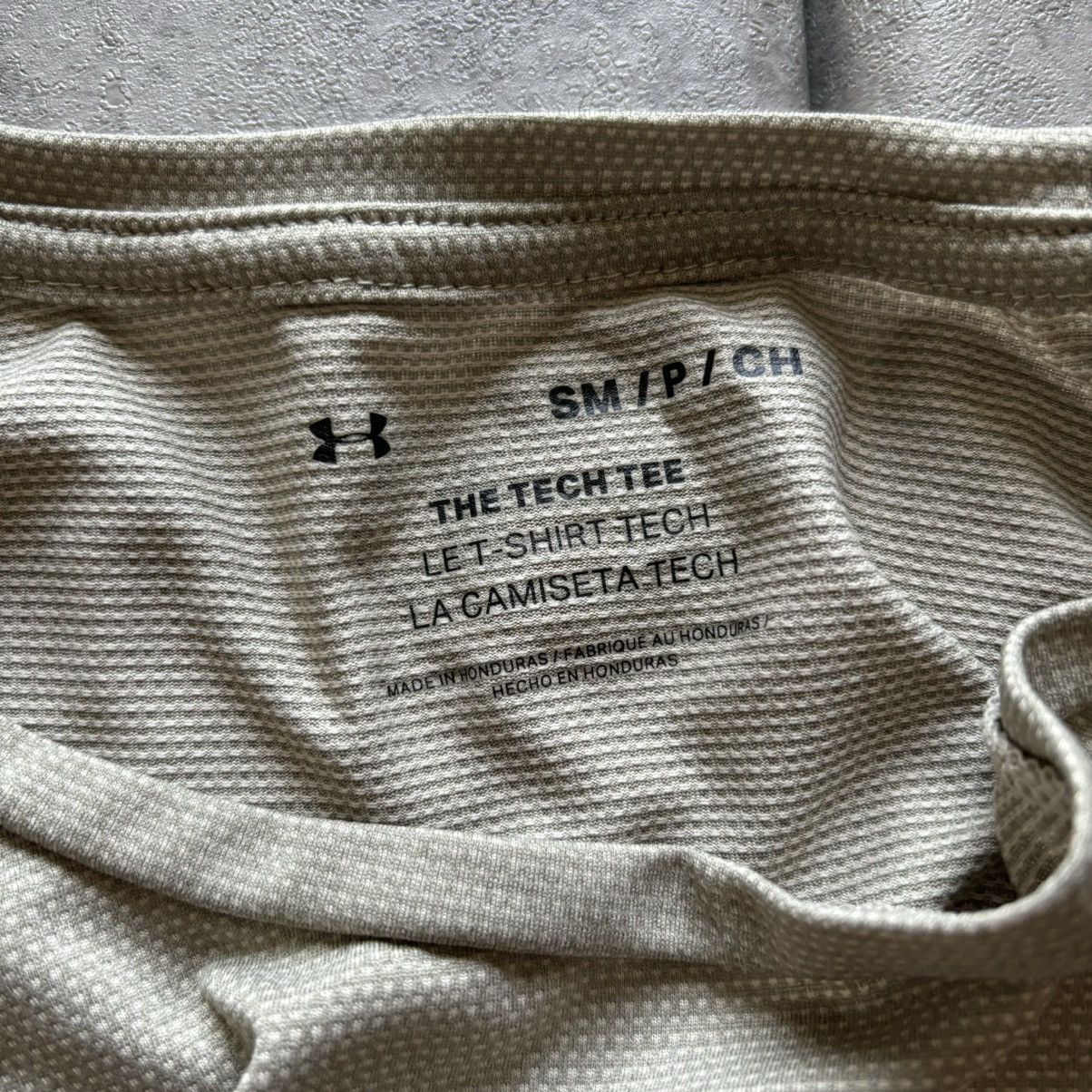 Under Armour Gray under armour the tech tee Size US S / EU 44-46 / 1 - 3 Thumbnail