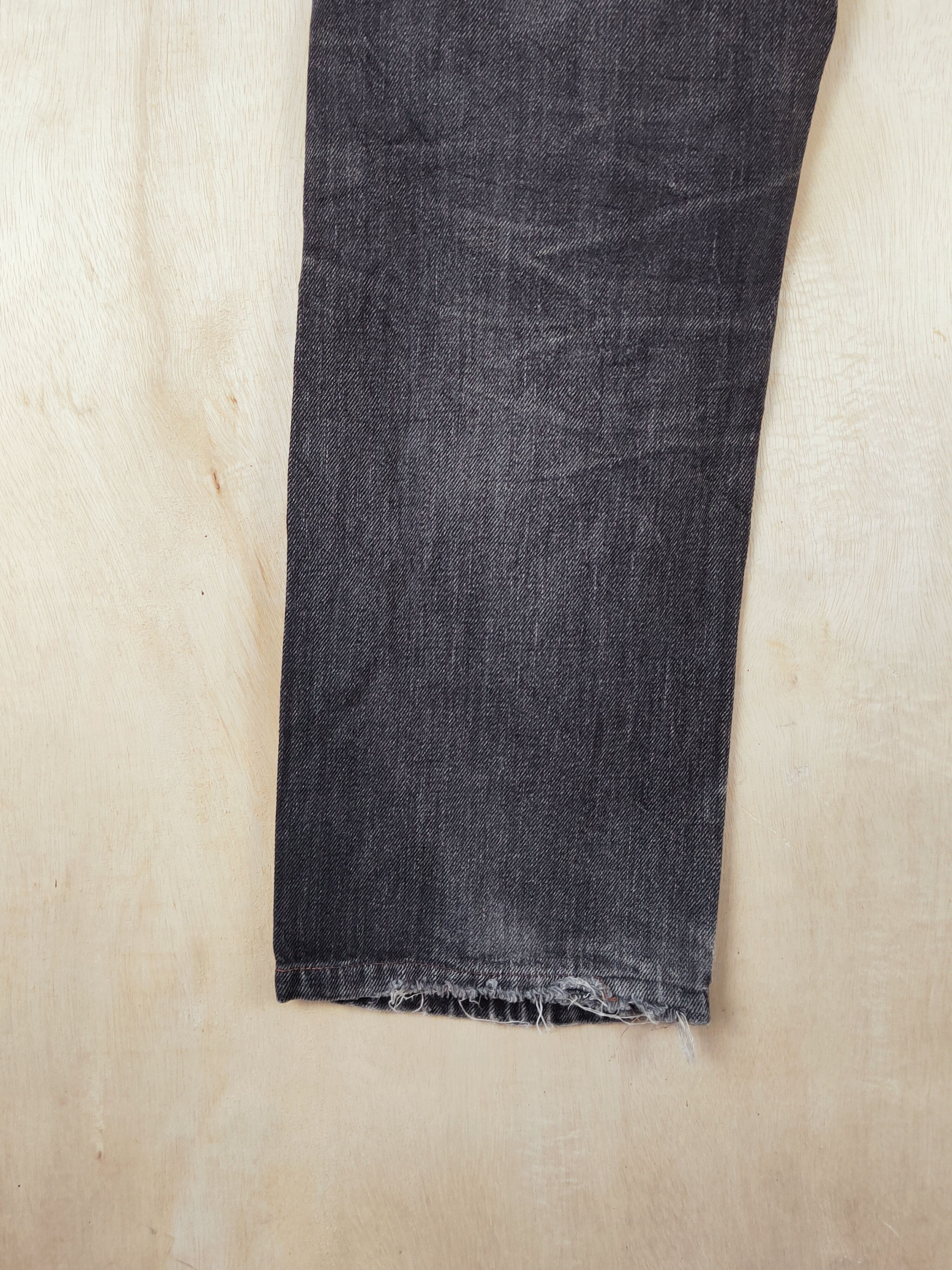 Japanese Brand Uniqlo Black Faded Distressed Ripped Jeans #S2670 Size US 32 / EU 48 - 10 Thumbnail