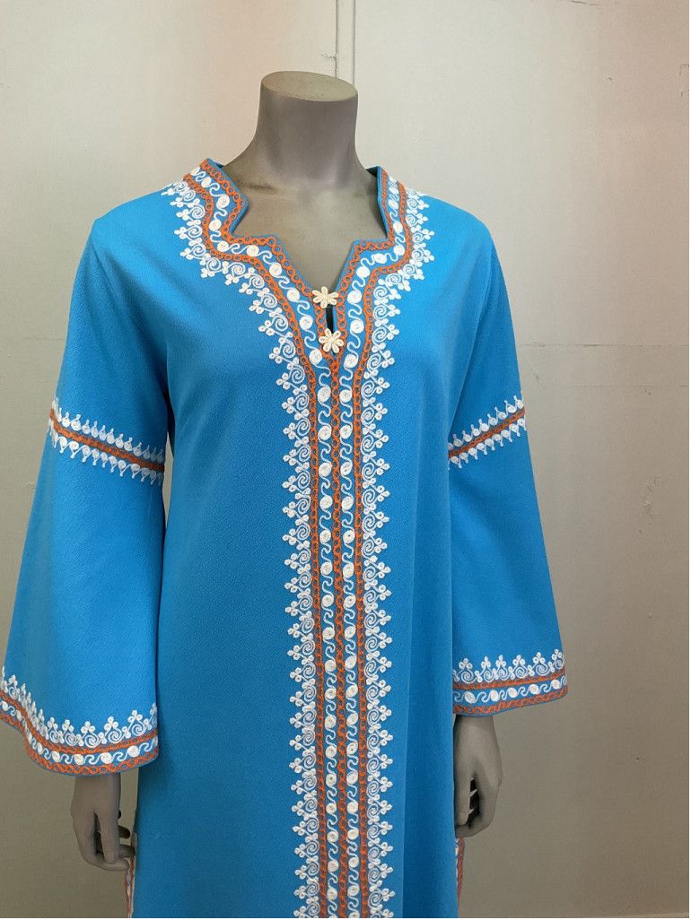 Vintage 1970’s Embroidered Blue Vintage Hippie Bohemian Maxi Dress Size M / US 6-8 / IT 42-44 - 5 Thumbnail
