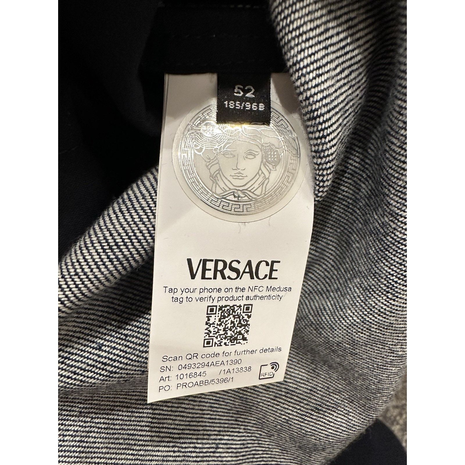Versace Versace Medusa Blouson Denim Jacket Blue 42 US 1016845 Size US L / EU 52-54 / 3 - 13 Thumbnail