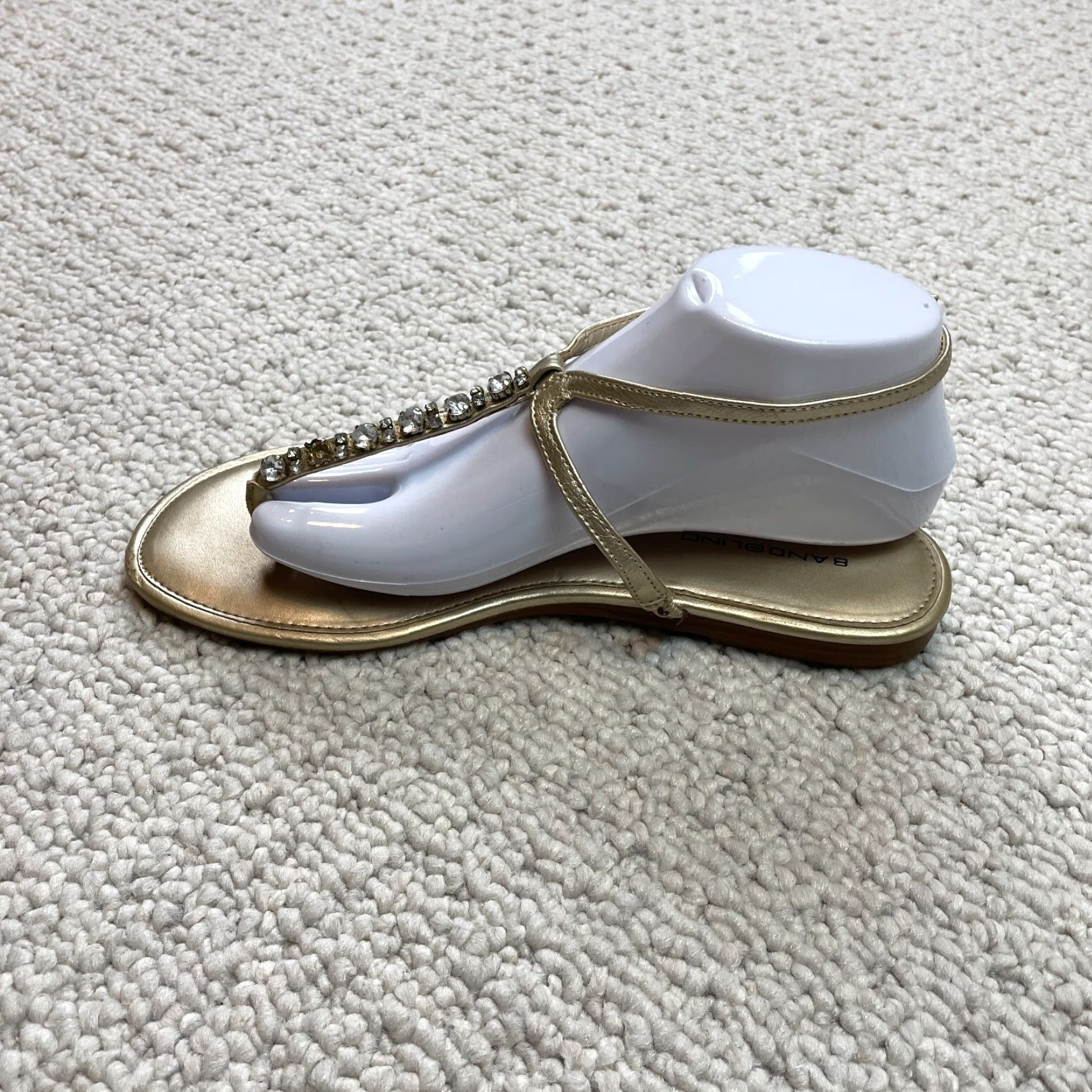 Vintage Bandolino Sandals Womens 8.5 Gold Flat Slingback Strappy Gem Straps Leather Size US 8.5 / IT 38.5 - 2 Thumbnail
