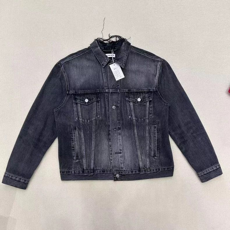Balenciaga Balenciaga size 36 Black and red washed and distressed jac Size S / US 4 / IT 40 - 2 Thumbnail