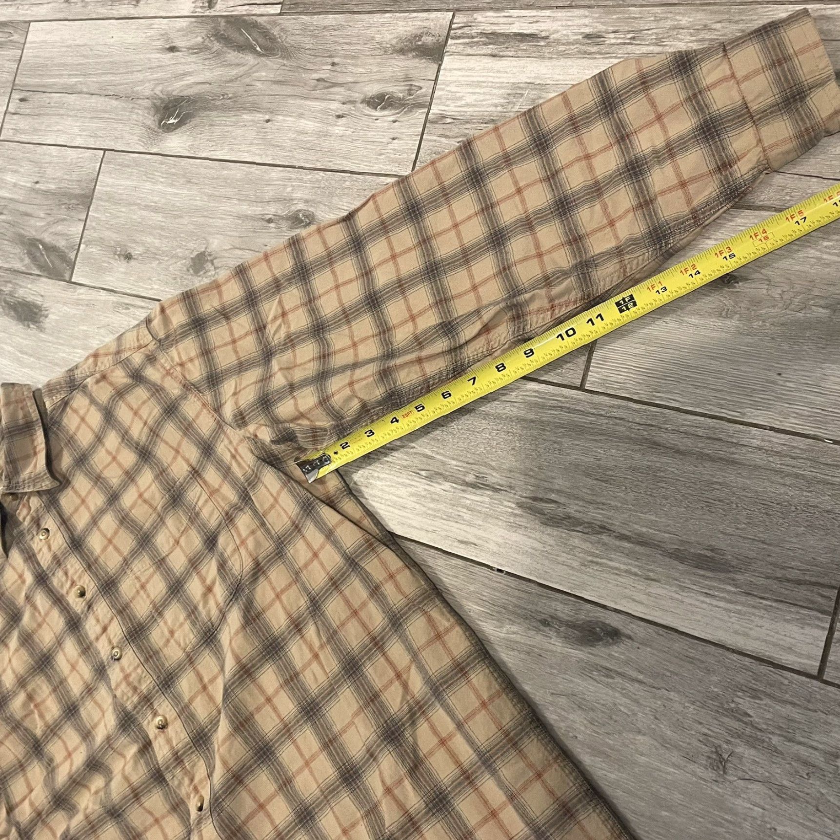 Vintage VINTAGE L.L. Bean Flannel Shirt Mens XLT Button-Down Plaid Brown Red 90s Classic Western USA Outdoor Belted Pocketed Easy Care Breather Size US XL / EU 56 / 4 - 6 Thumbnail