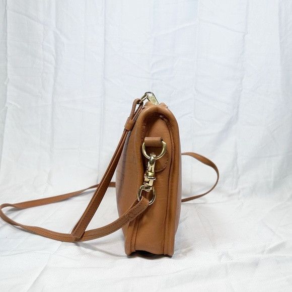 Other Vintage First Edition Camel Leather Cross Body Handbag Size ONE SIZE - 6 Thumbnail