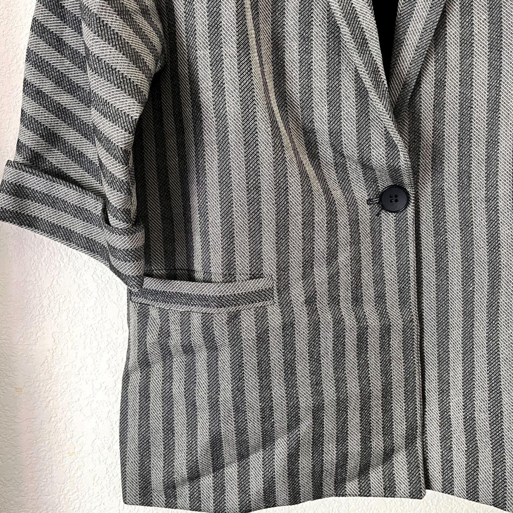 Avenue VINTAGE E.R. Gerard for Renlyn Saks Fifth Avenue Blazer Coat Striped Wool Size 8 Black Size M / US 6-8 / IT 42-44 - 3 Thumbnail