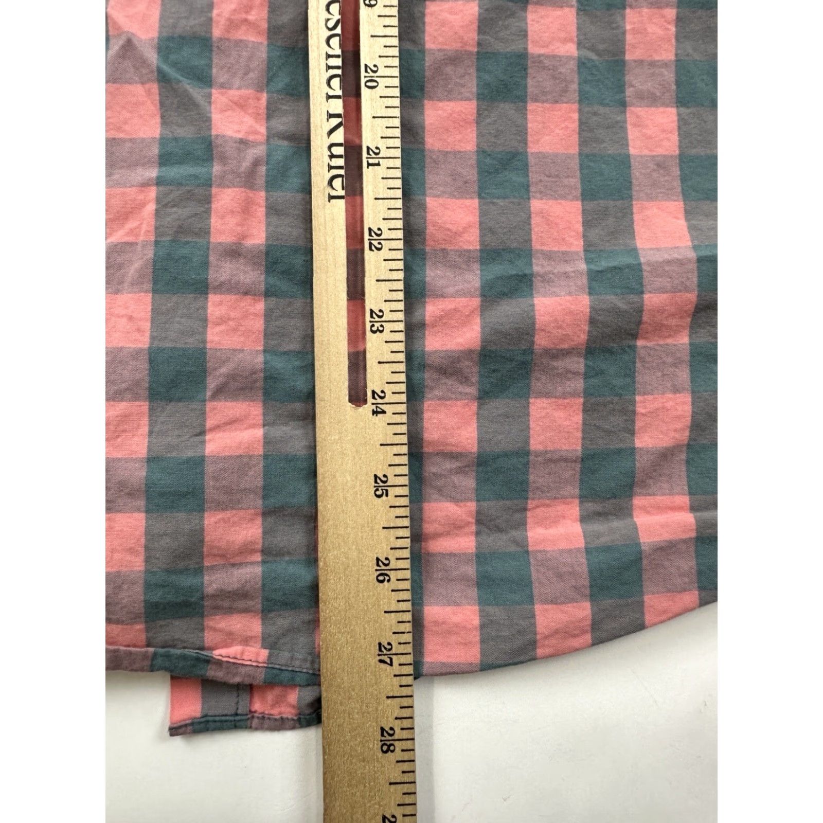 J.Crew J.Crew Shirt Mens Small Pink Gray Gingham Plaid Button Up Long Sleeve Size US S / EU 44-46 / 1 - 6 Thumbnail