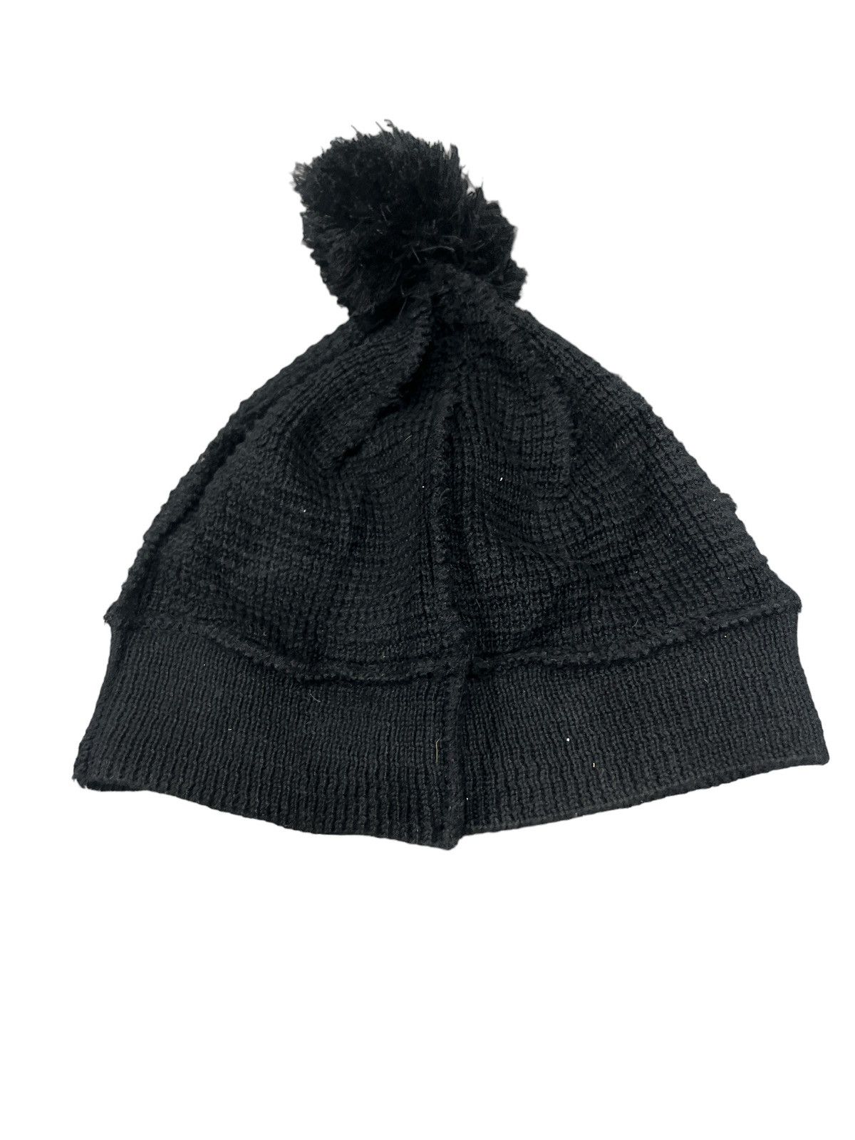 VINTAGE FUNNY LIP BEANIE HAT