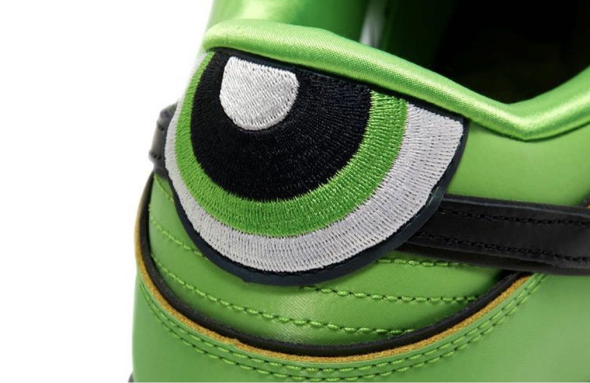 Nike Nike SB Dunk power puff girl Size US 10 / EU 43 - 10 Thumbnail