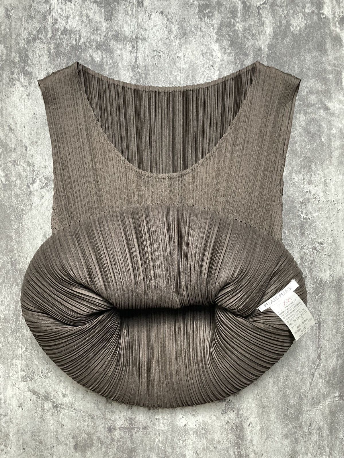 Pleats Please Issey Miyake Issey Miyake Pleats Please Sleeveless Cut And Sew Size M / US 6-8 / IT 42-44 - 3 Thumbnail