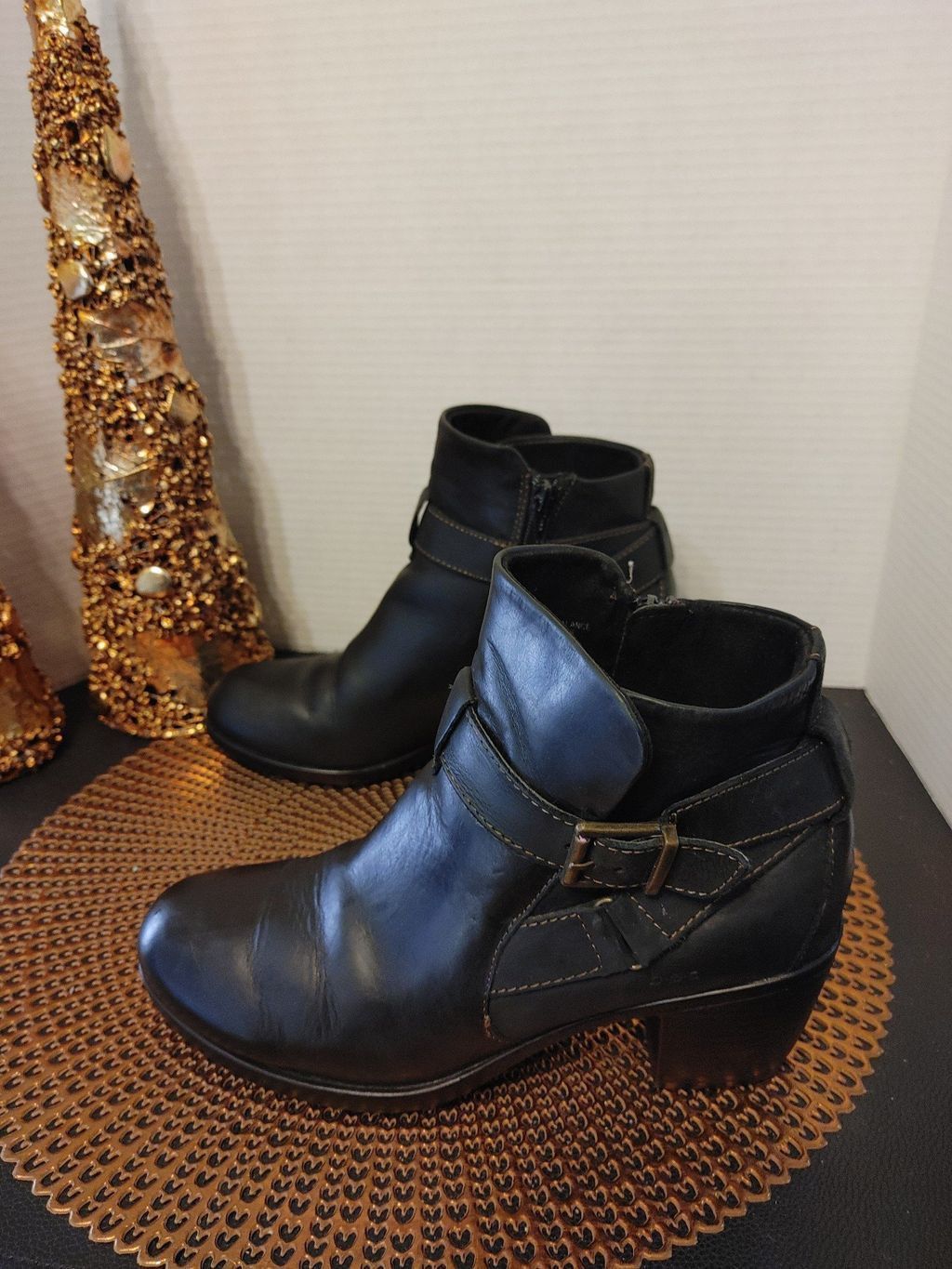 Born boc Payton leather boots size 9M Size US 9 / IT 39 - 3 Thumbnail