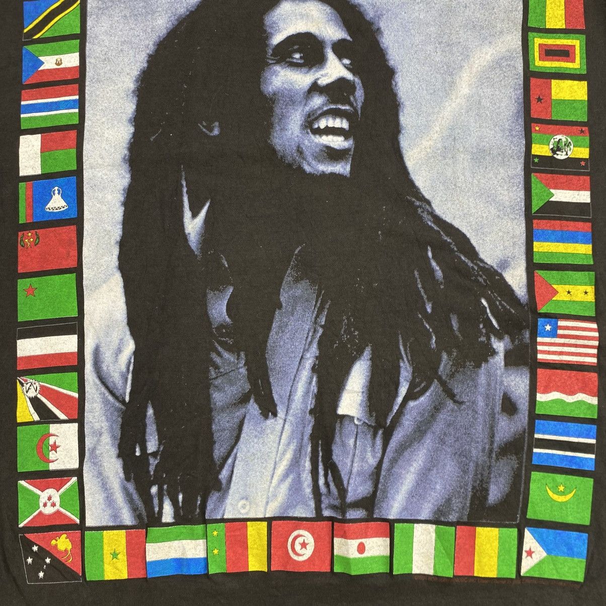 Bob Marley 1994s Vintage Bob Marley African United Reggae Tee Faded Size US L / EU 52-54 / 3 - 6 Thumbnail